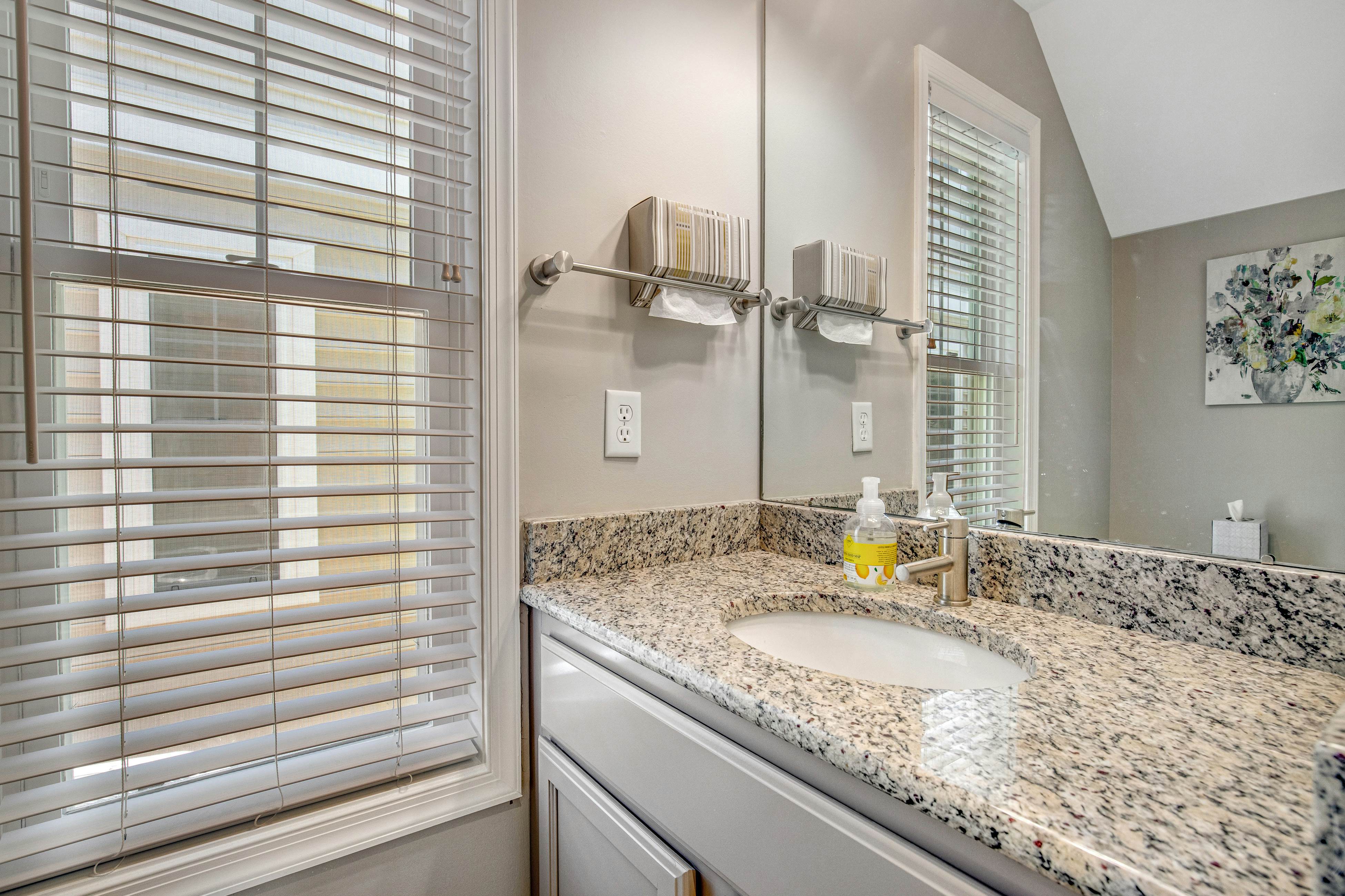 Oyster Bay Villas - 37500 Kaitlyn Dr, Unit #23