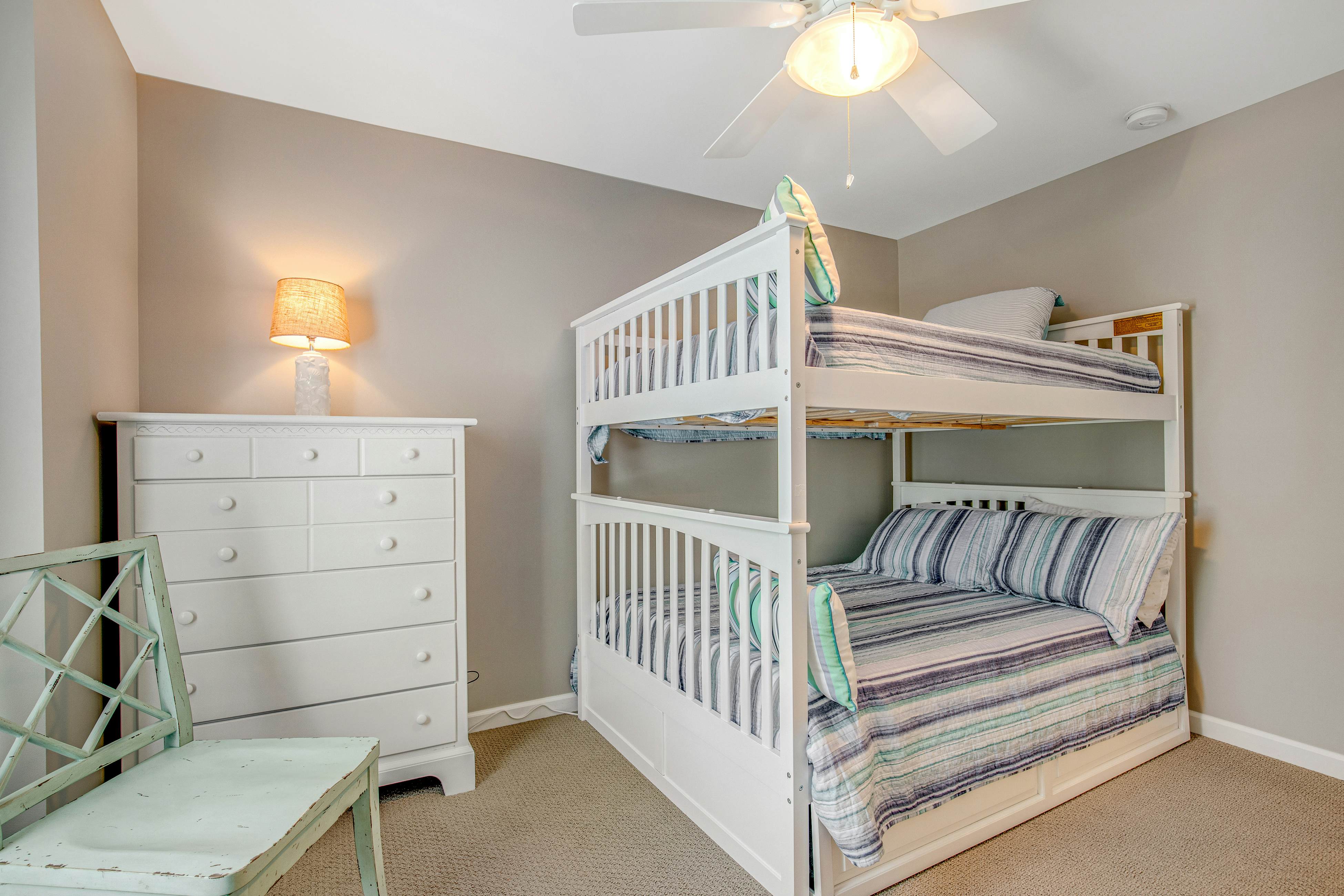 Oyster Bay Villas - 37500 Kaitlyn Dr, Unit #23