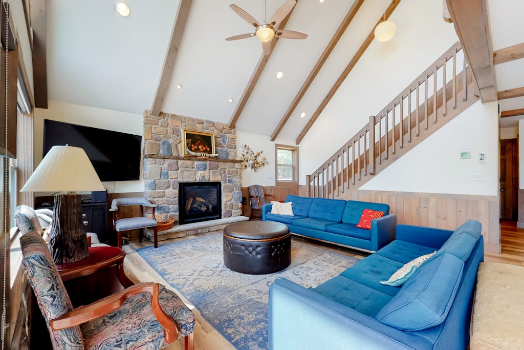 Harmony House | 7 Bed Lake Harmony, PA House | Vacasa
