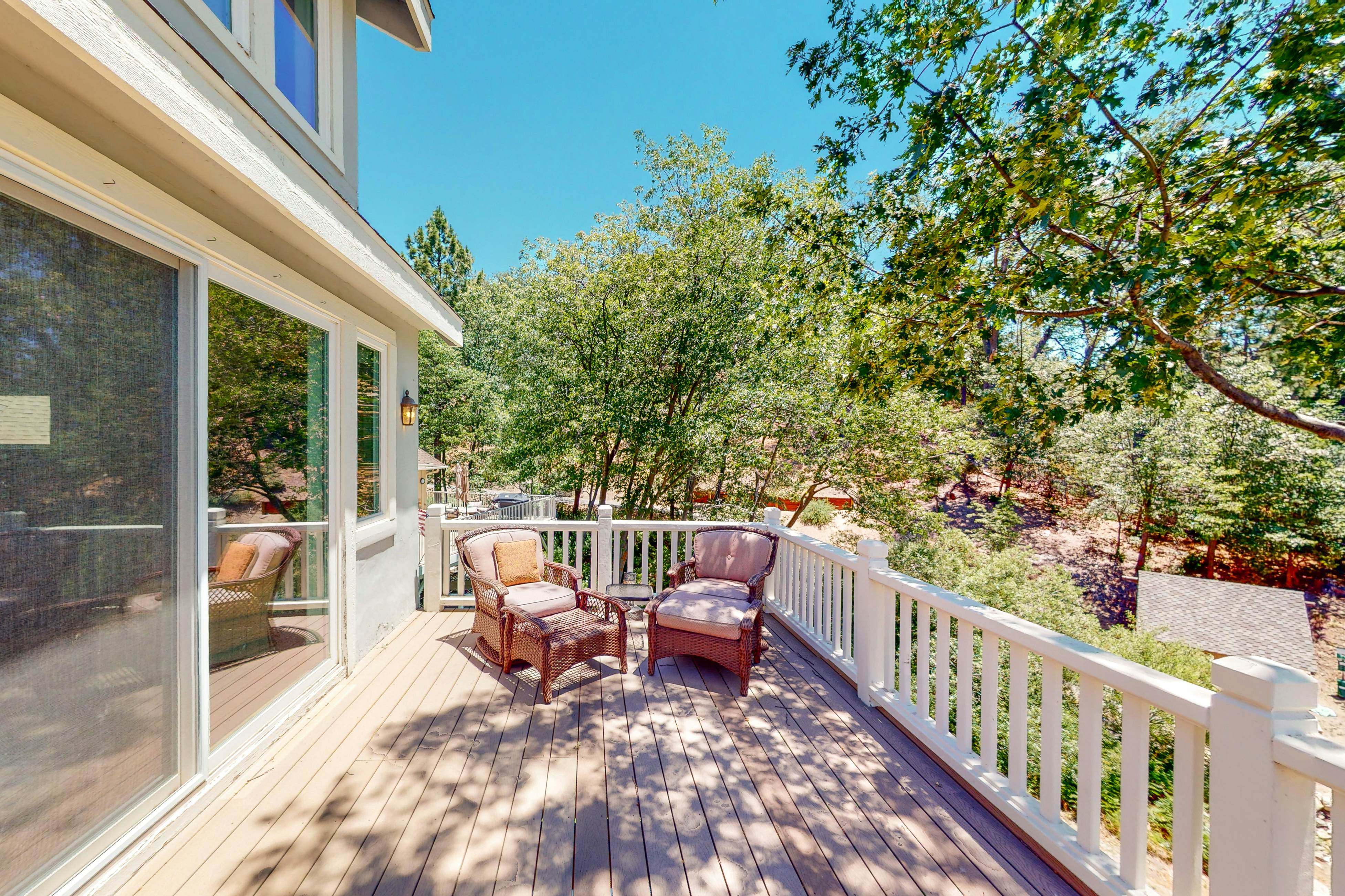 Bayfront Beauty - Main