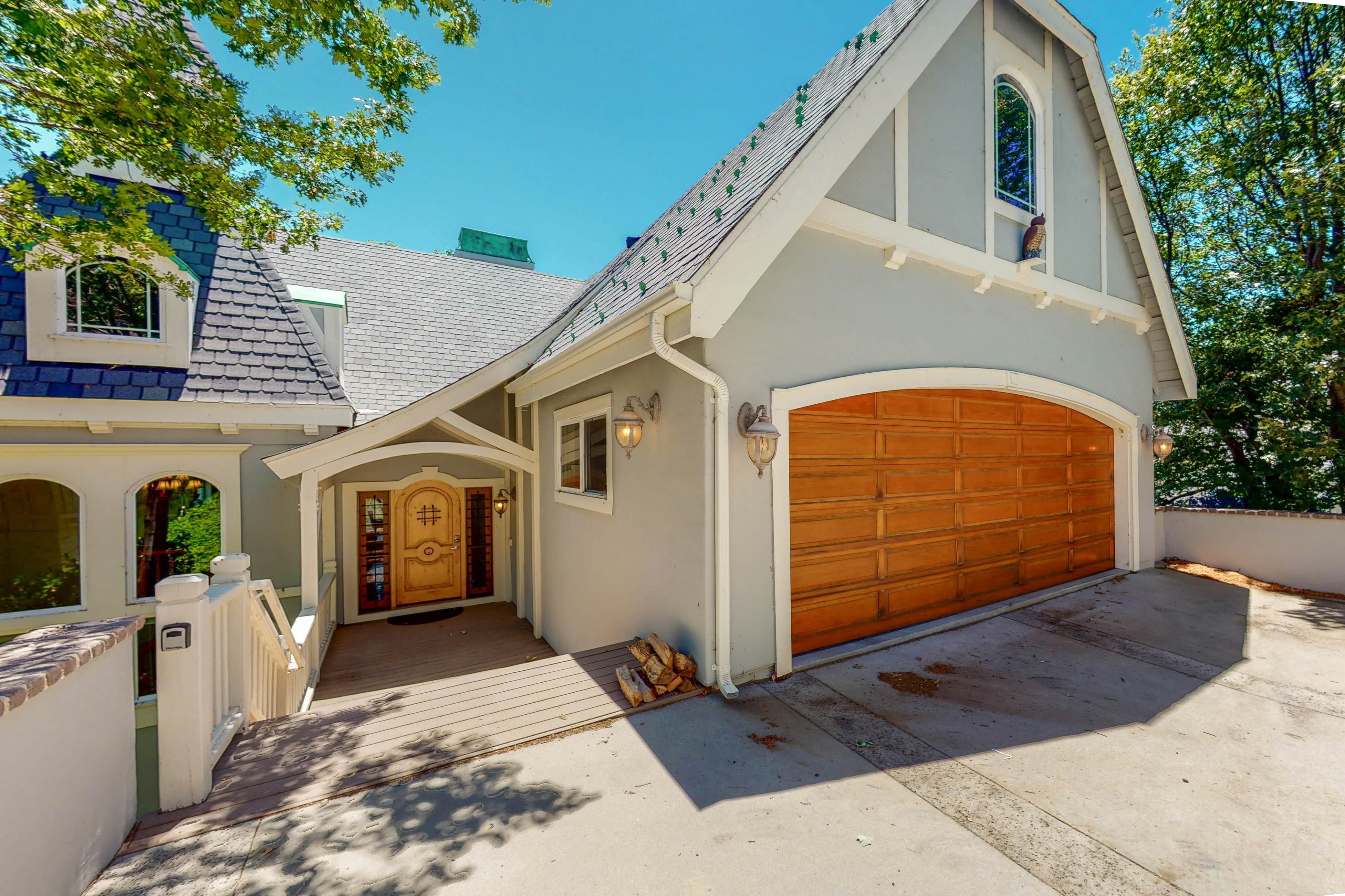 Bayfront Beauty - Main