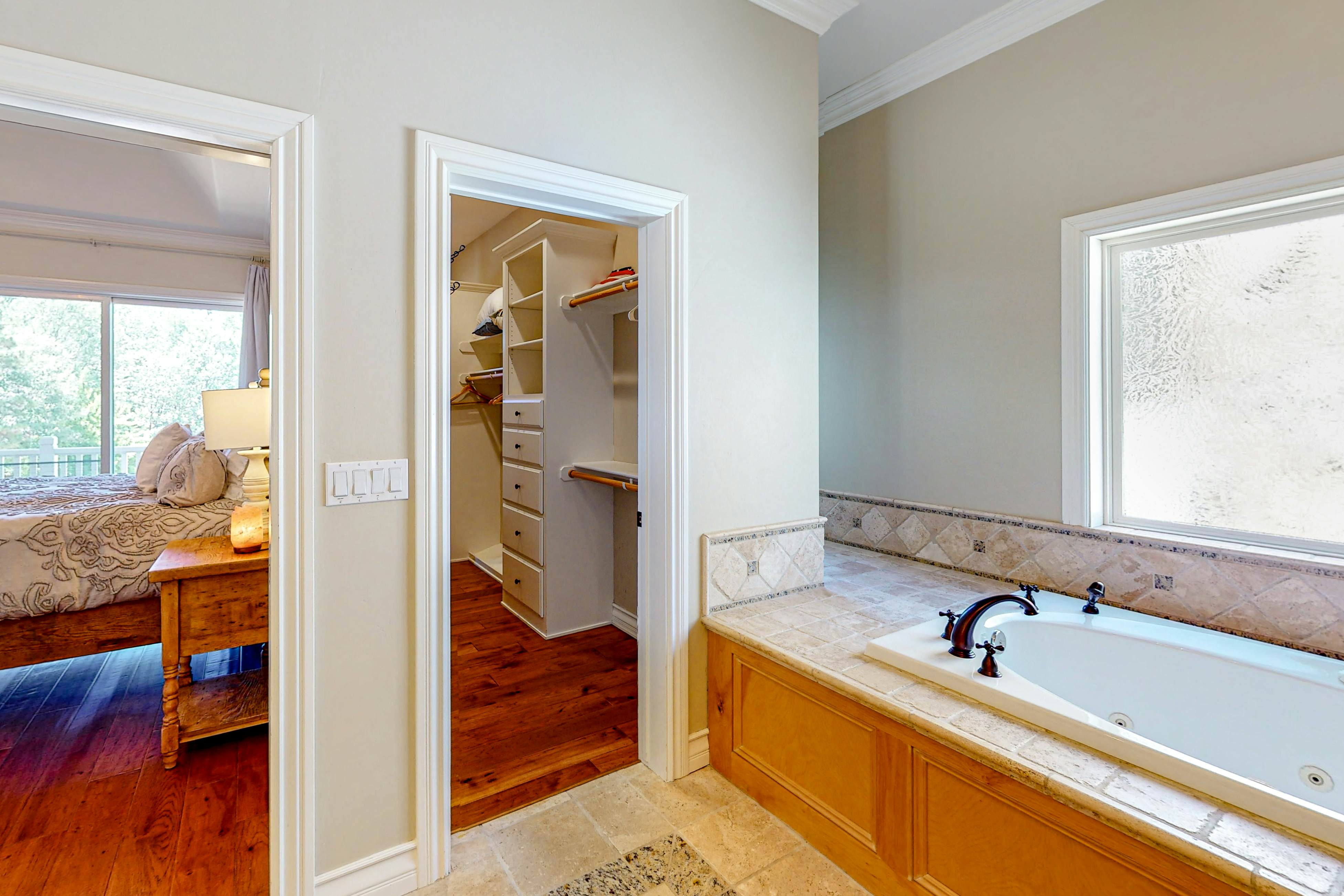 Bayfront Beauty - Main