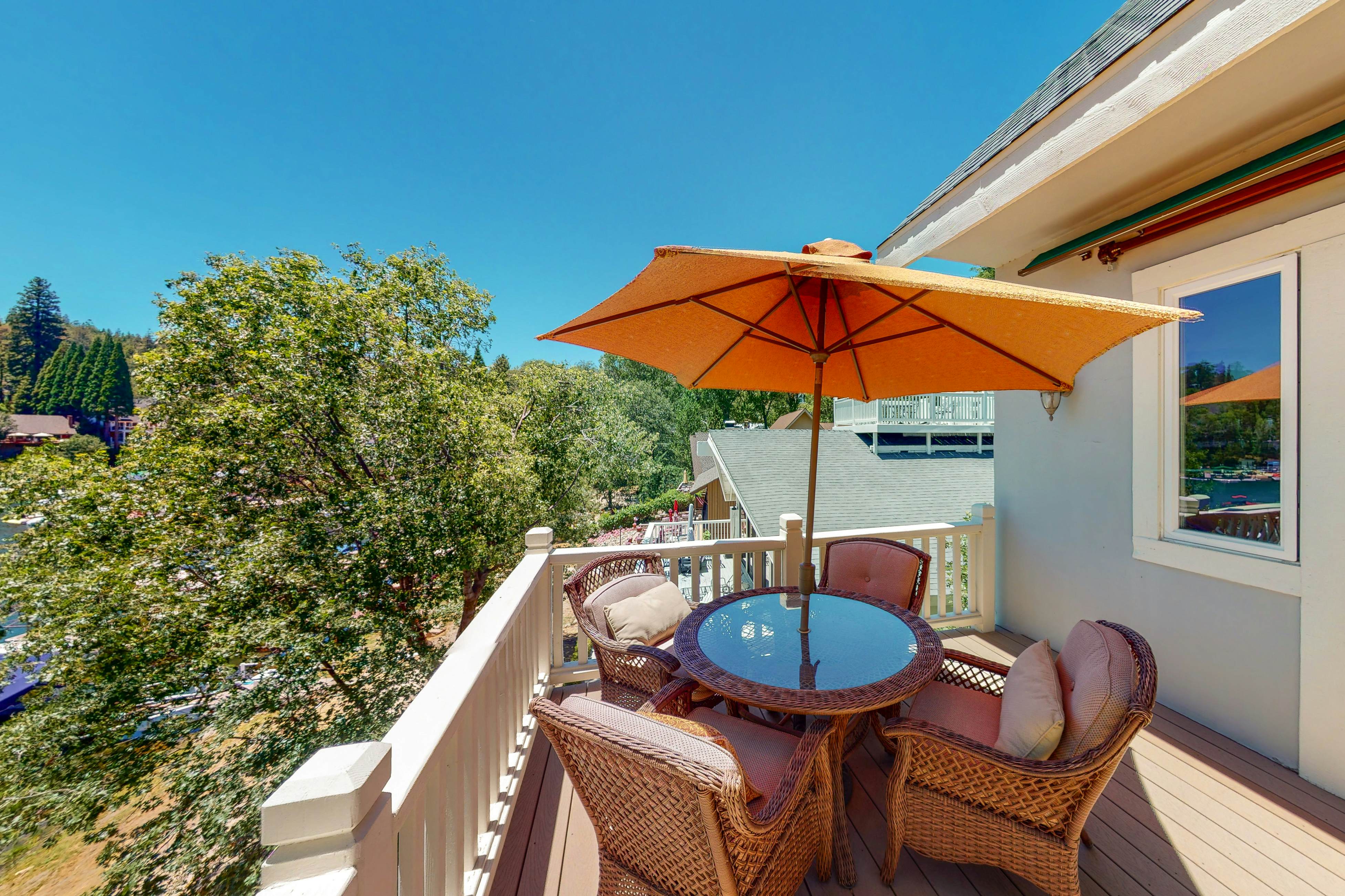 Bayfront Beauty - Main