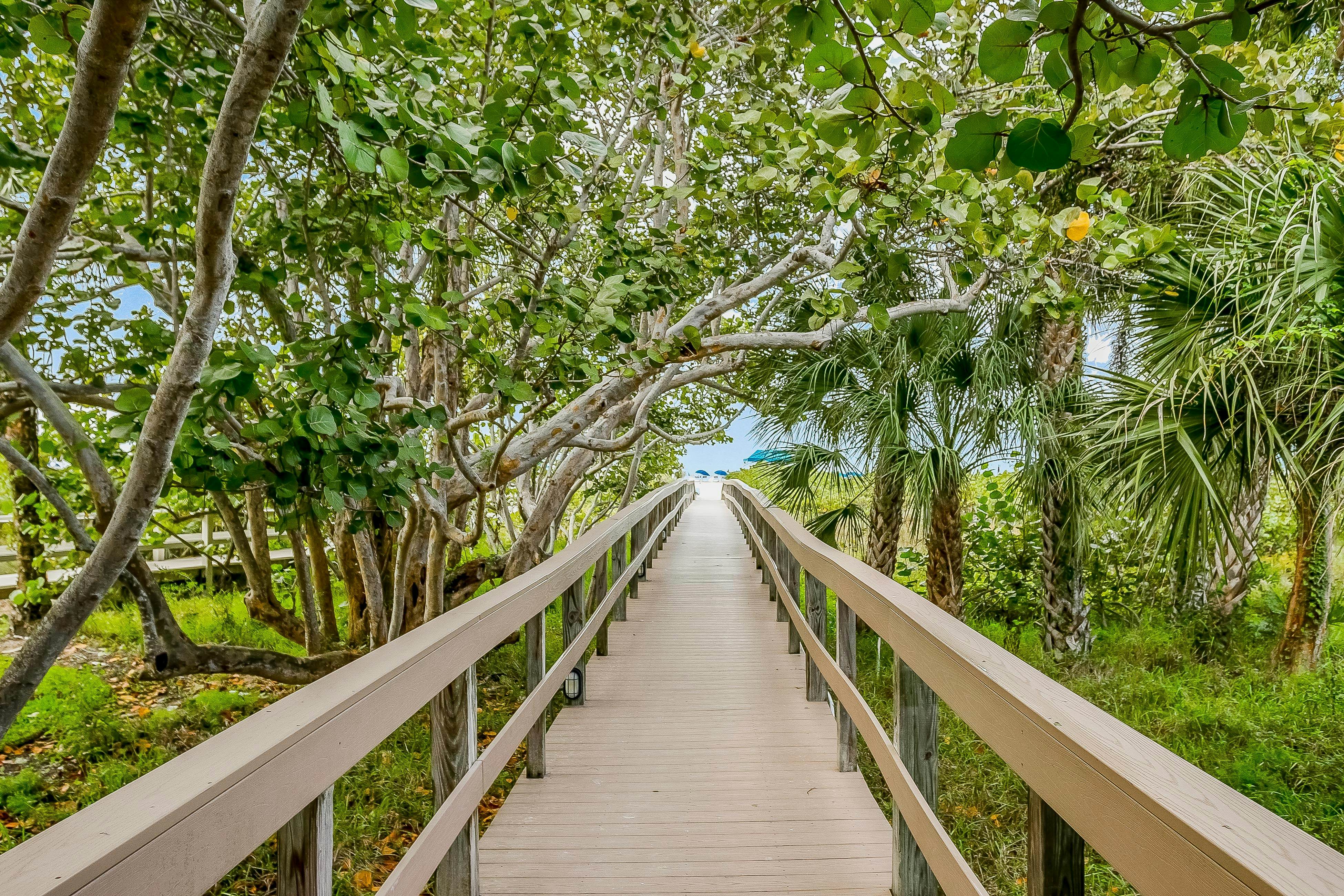 Marco Beach Ocean Resort Condominiums #607