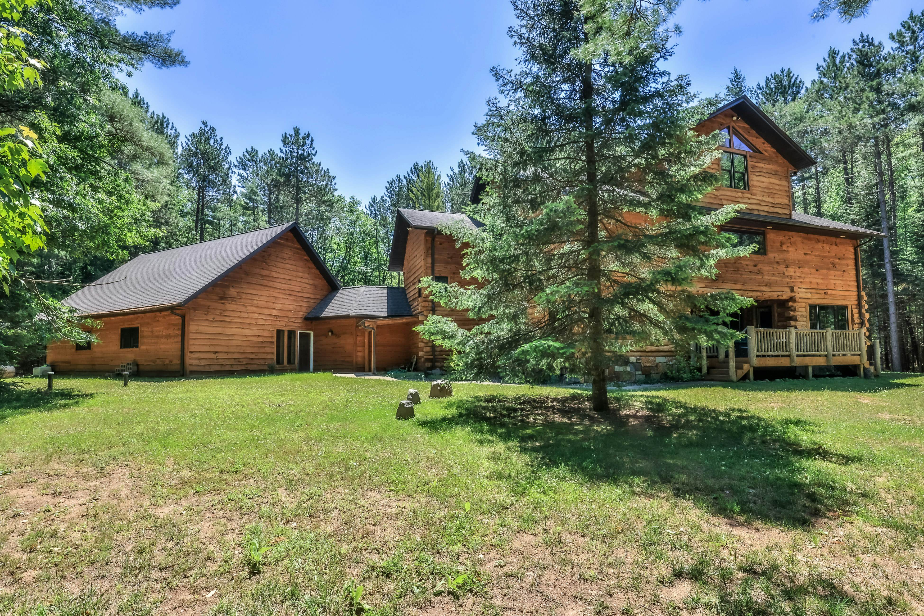 The Treehouse 4 BD Eagle River, WI Vacation Rental Vacasa