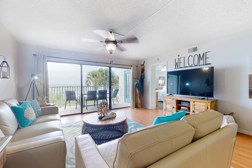 Beach Palms 108 | 2 BD Indian Shores, FL Vacation Rental | Vacasa