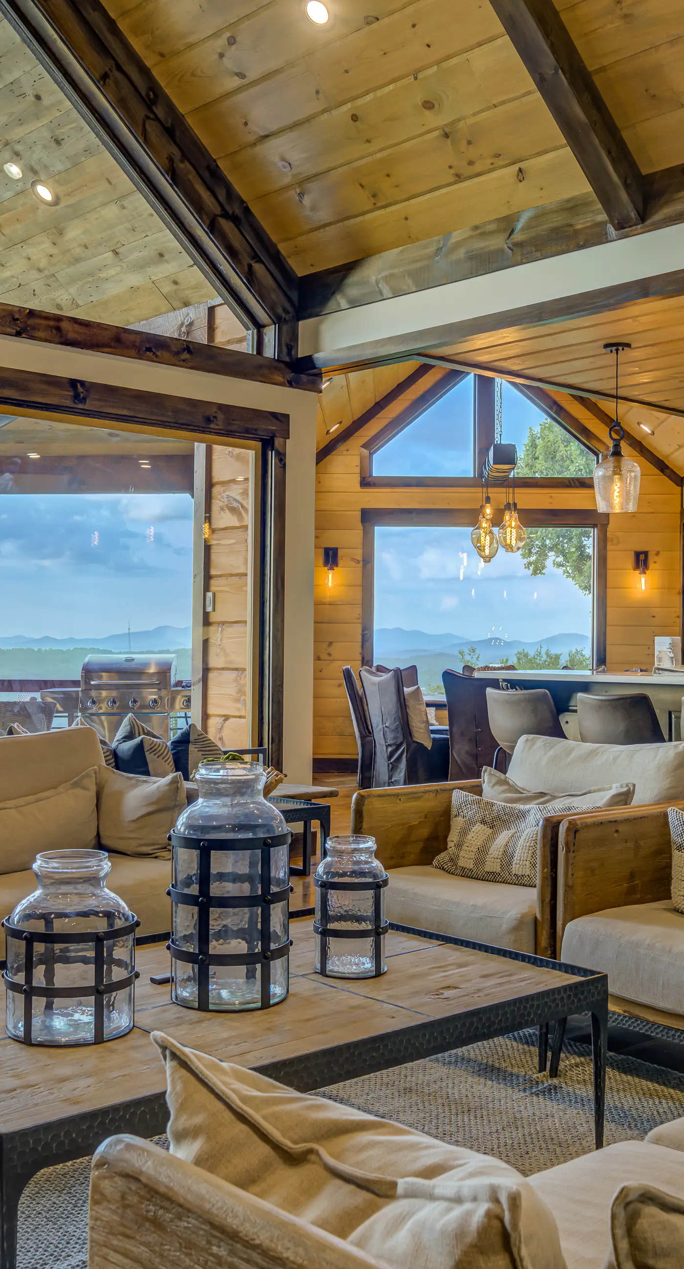 Lookout Lodge 4 BD Blue Ridge, GA Vacation Rental Vacasa