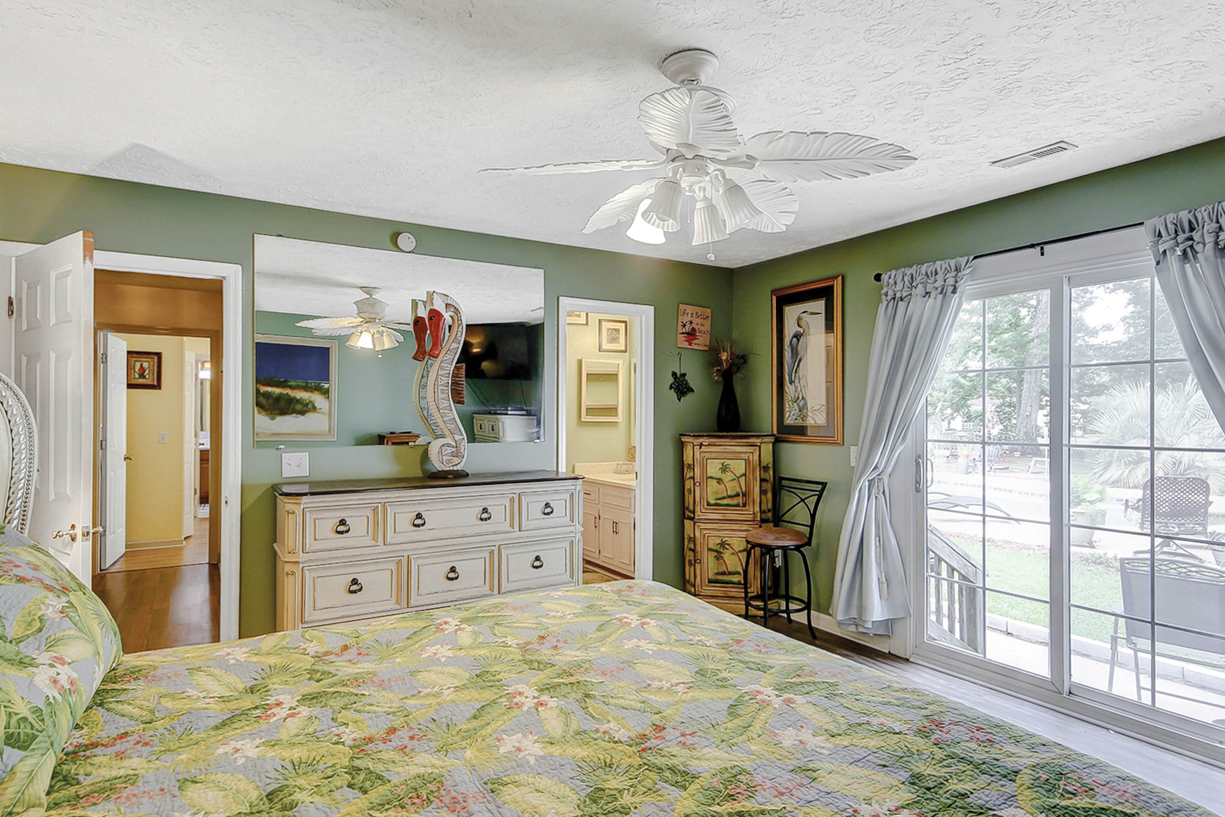 Cedar Run at Tern Hall 4 BD Myrtle Beach, SC Vacation Rental Vacasa