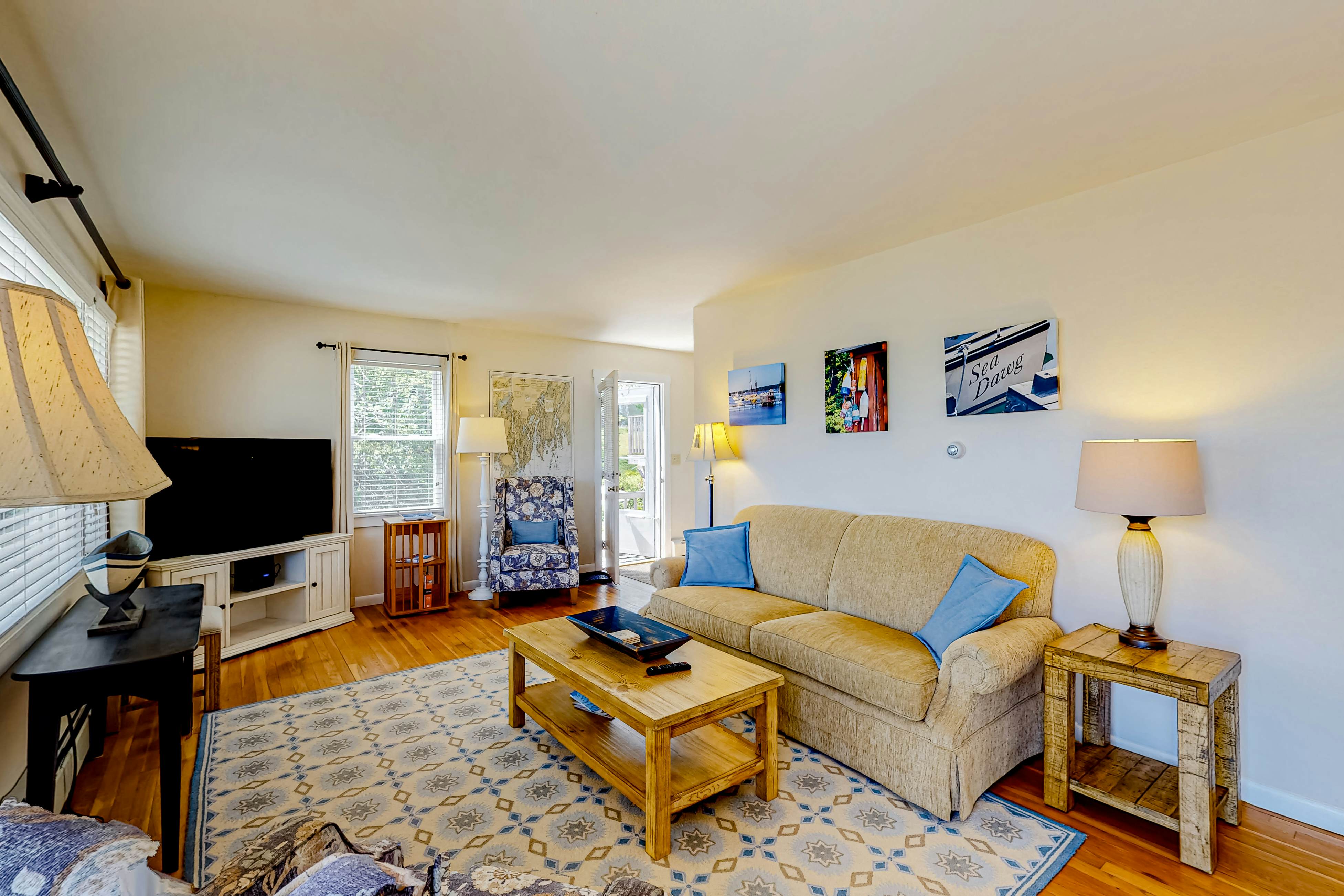 Barretts Watch Main House and Apartment