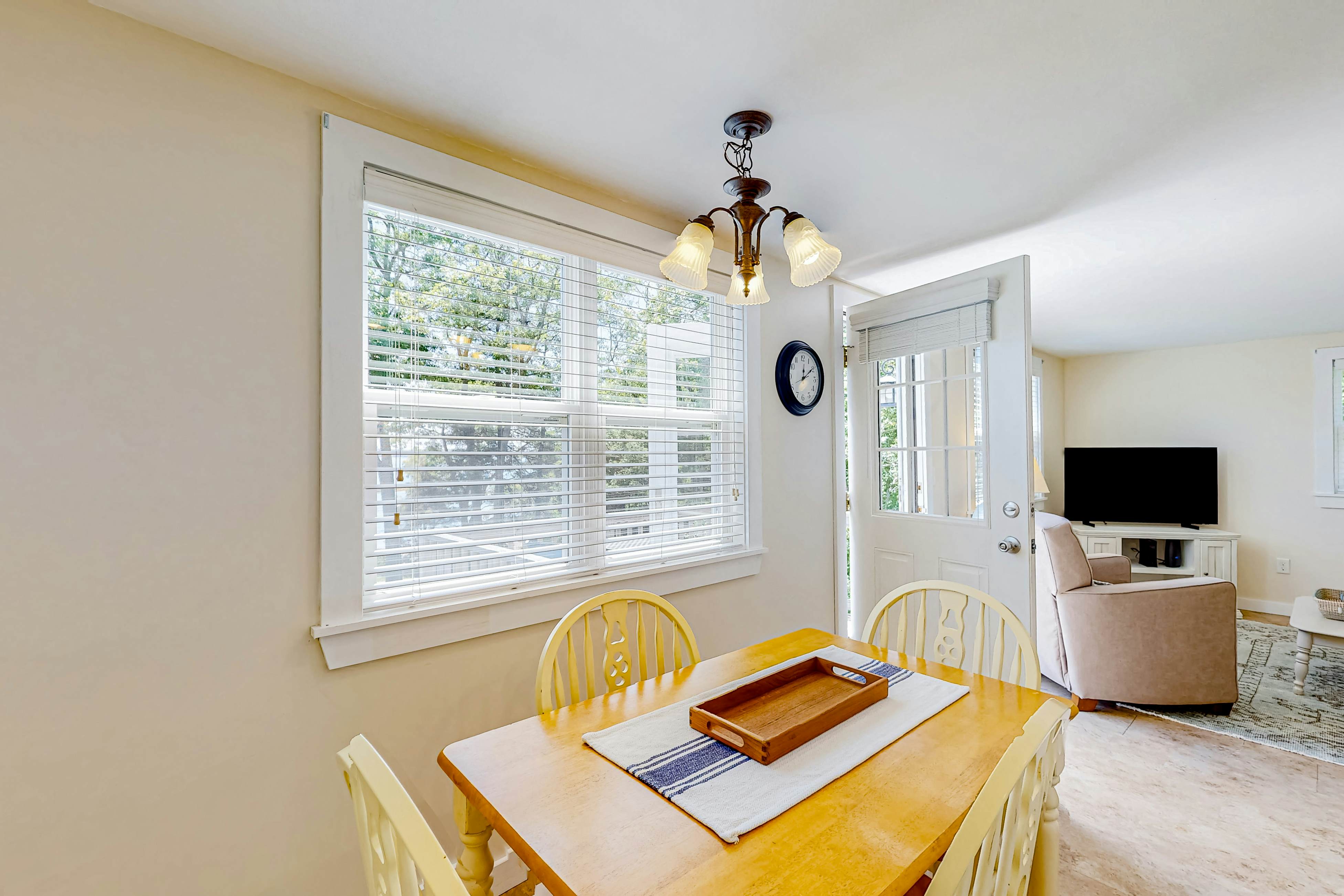 Barretts Watch Main House and Apartment