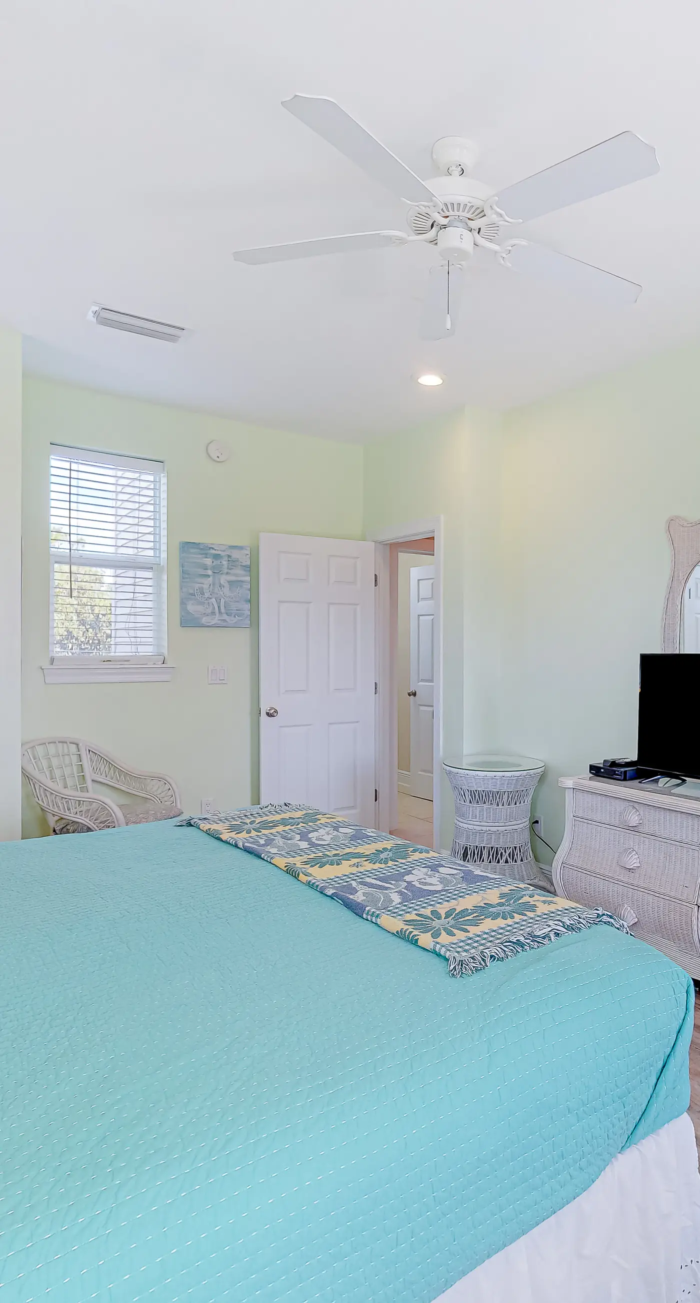 Bikinis & Martinis 4 BD St. Island, FL Vacation Rental Vacasa