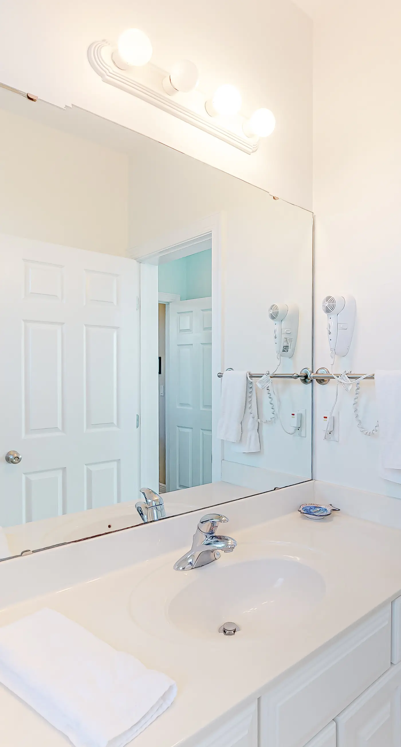 Bikinis & Martinis 4 BD St. Island, FL Vacation Rental Vacasa