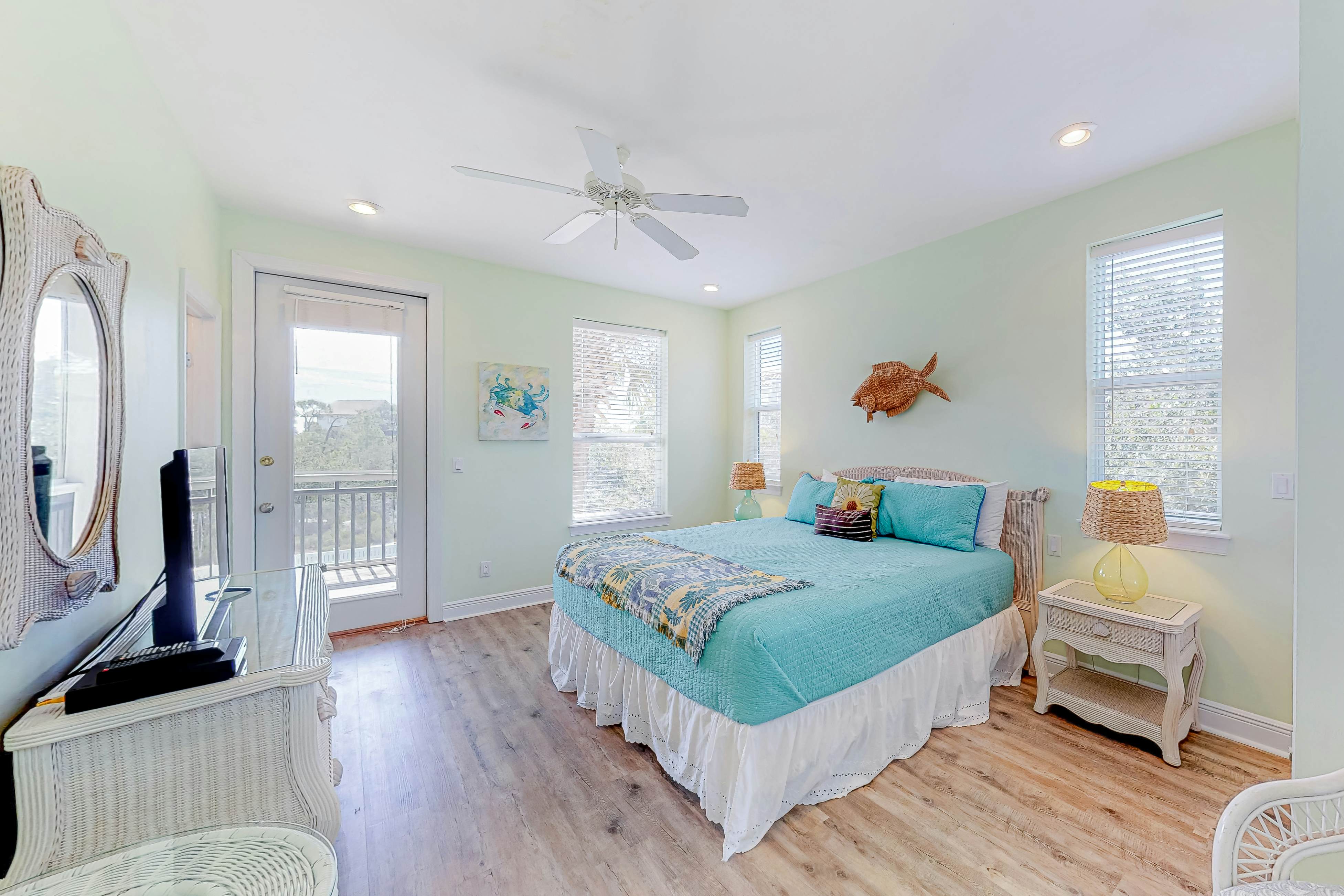 Bikinis & Martinis 4 BD St. Island, FL Vacation Rental Vacasa