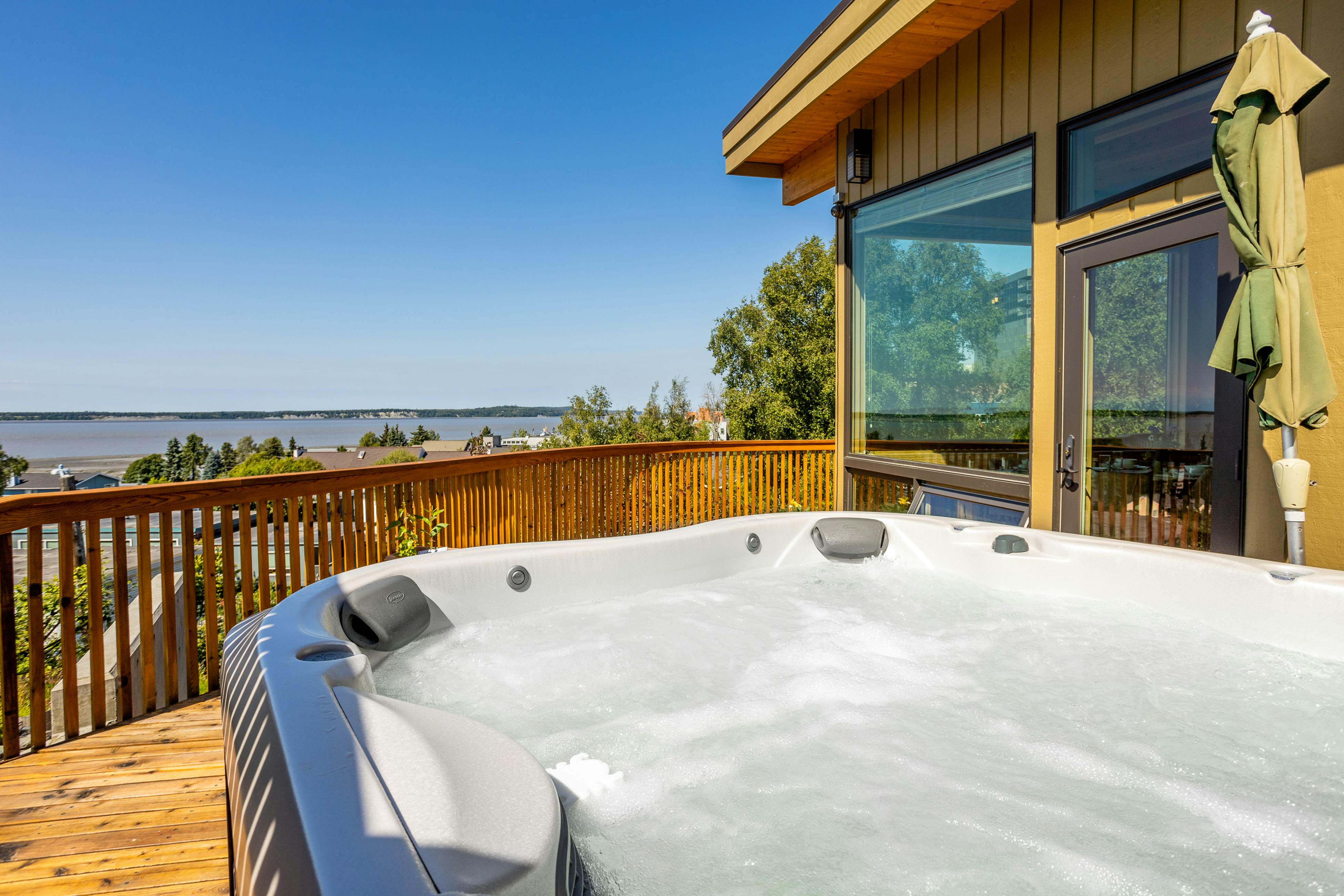 Sleeping Lady Luxury Retreat