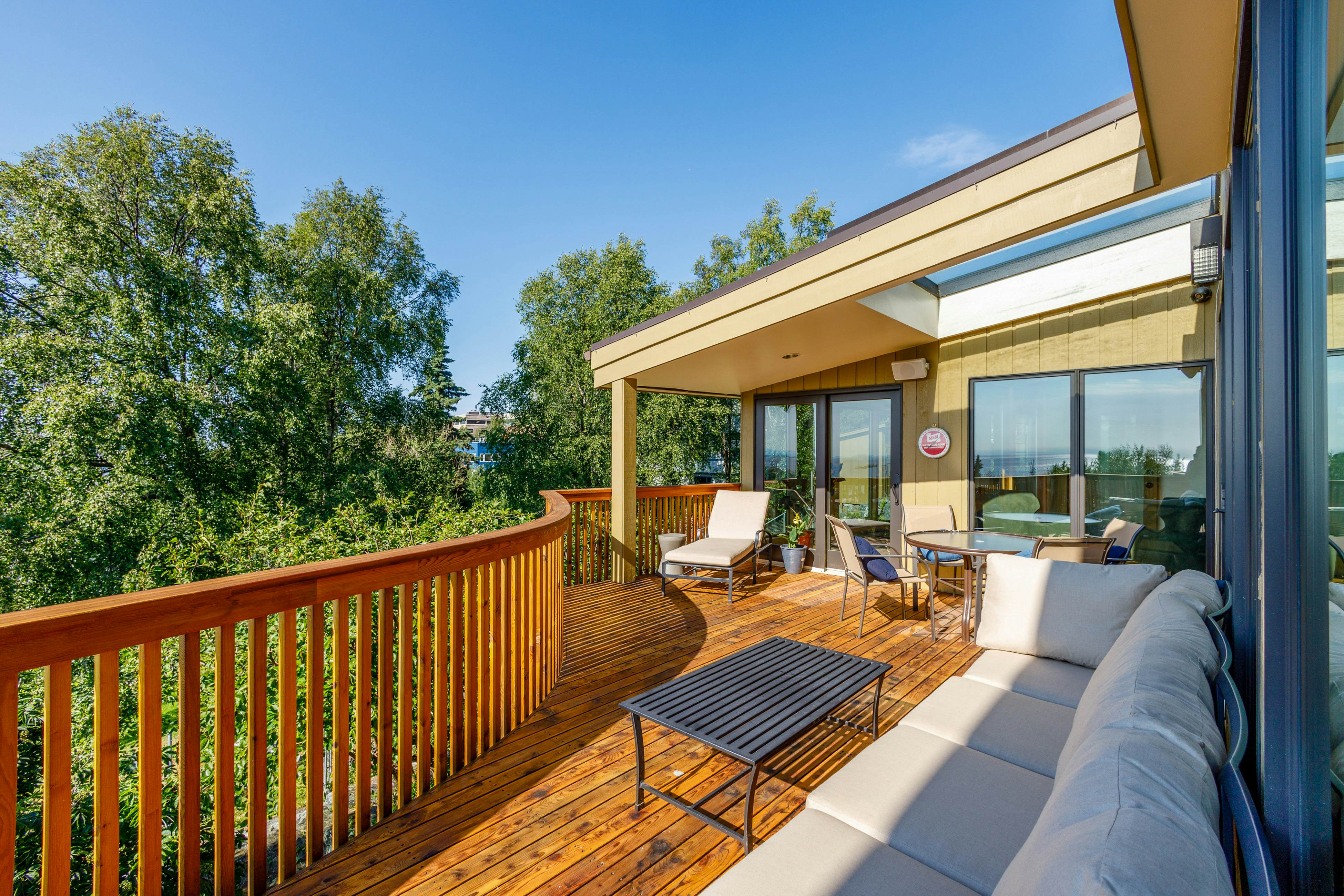 Sleeping Lady Luxury Retreat