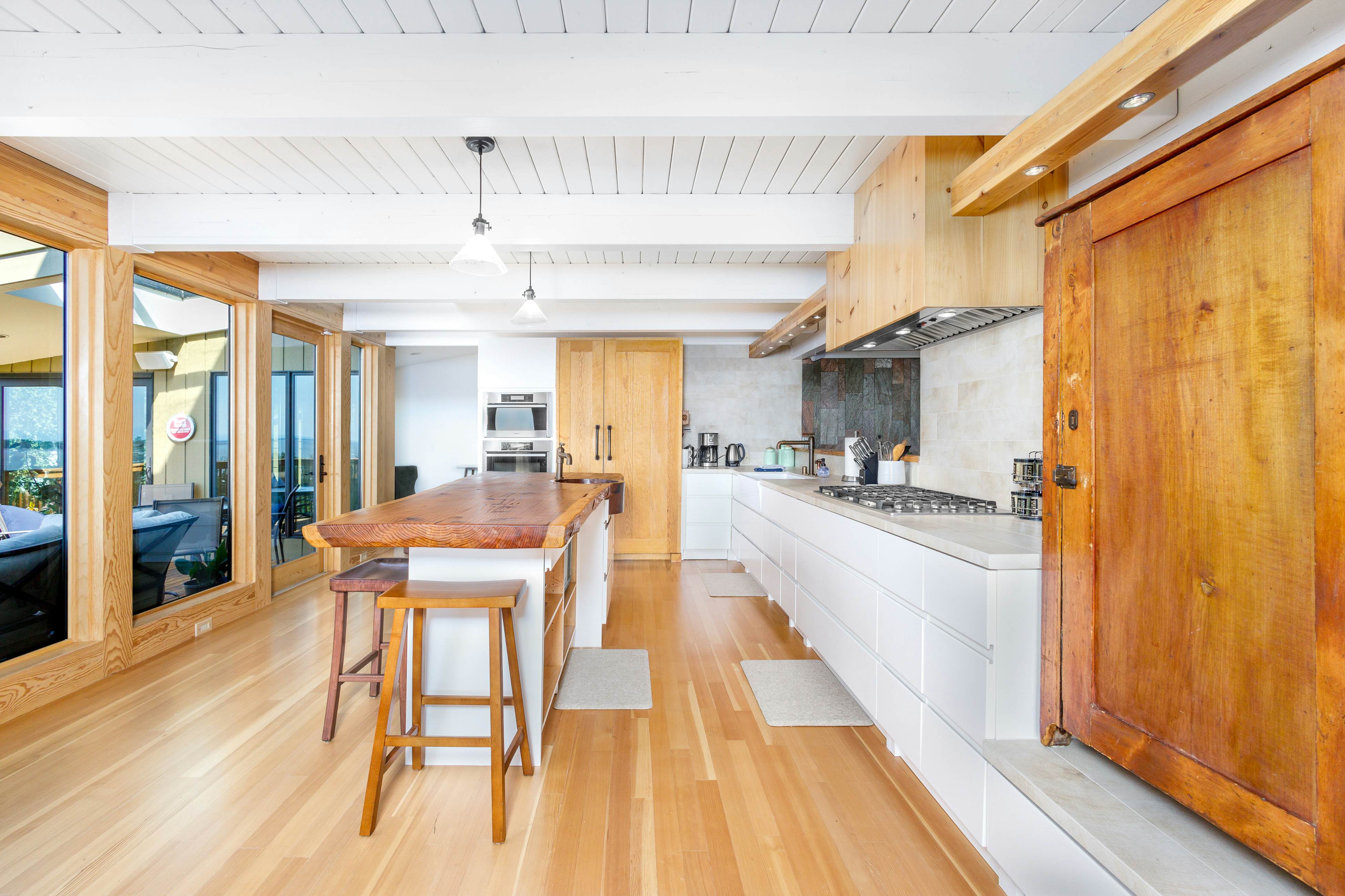 Sleeping Lady Luxury Retreat