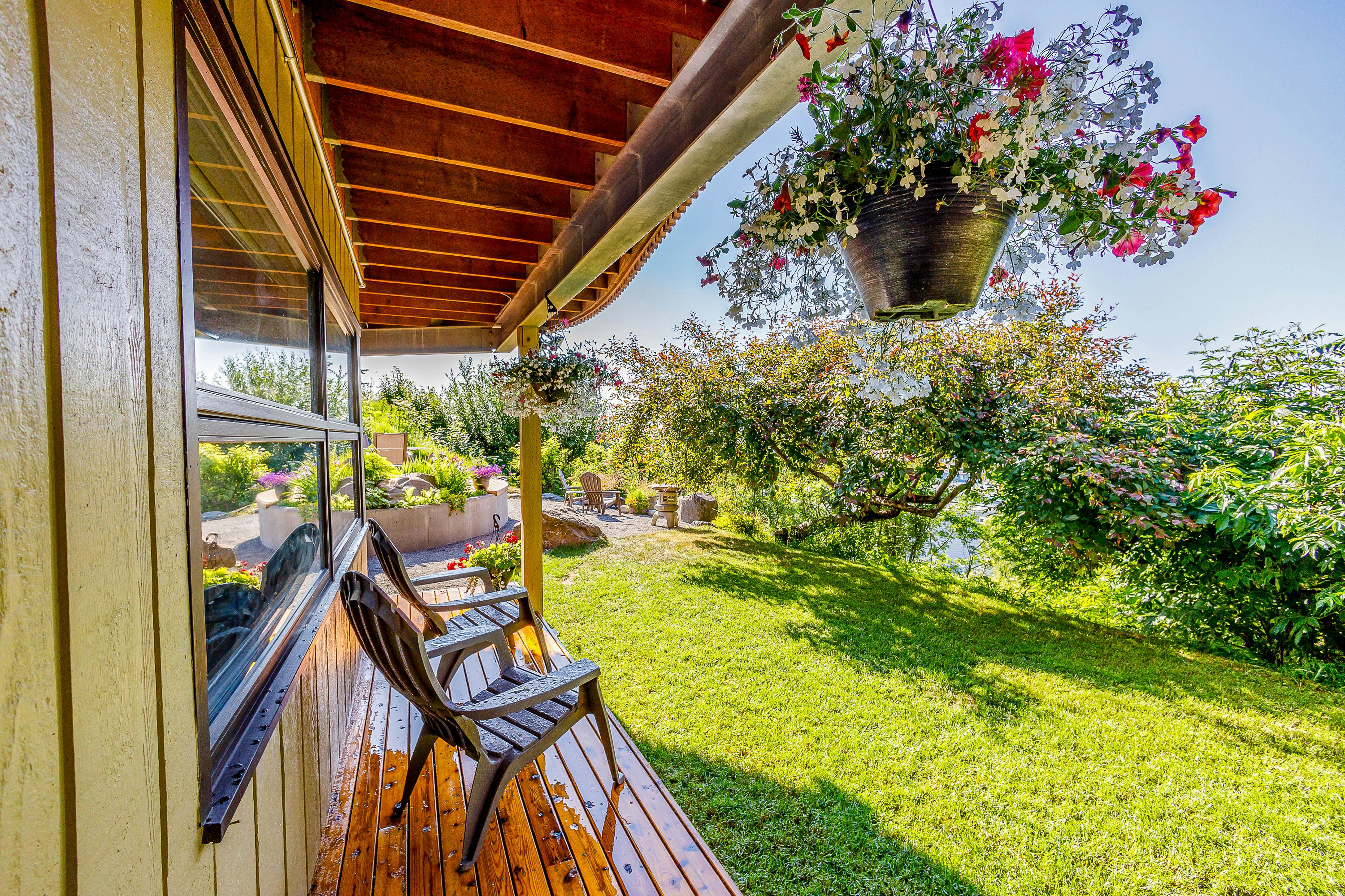 Downtown Contemporary Coastal Oasis