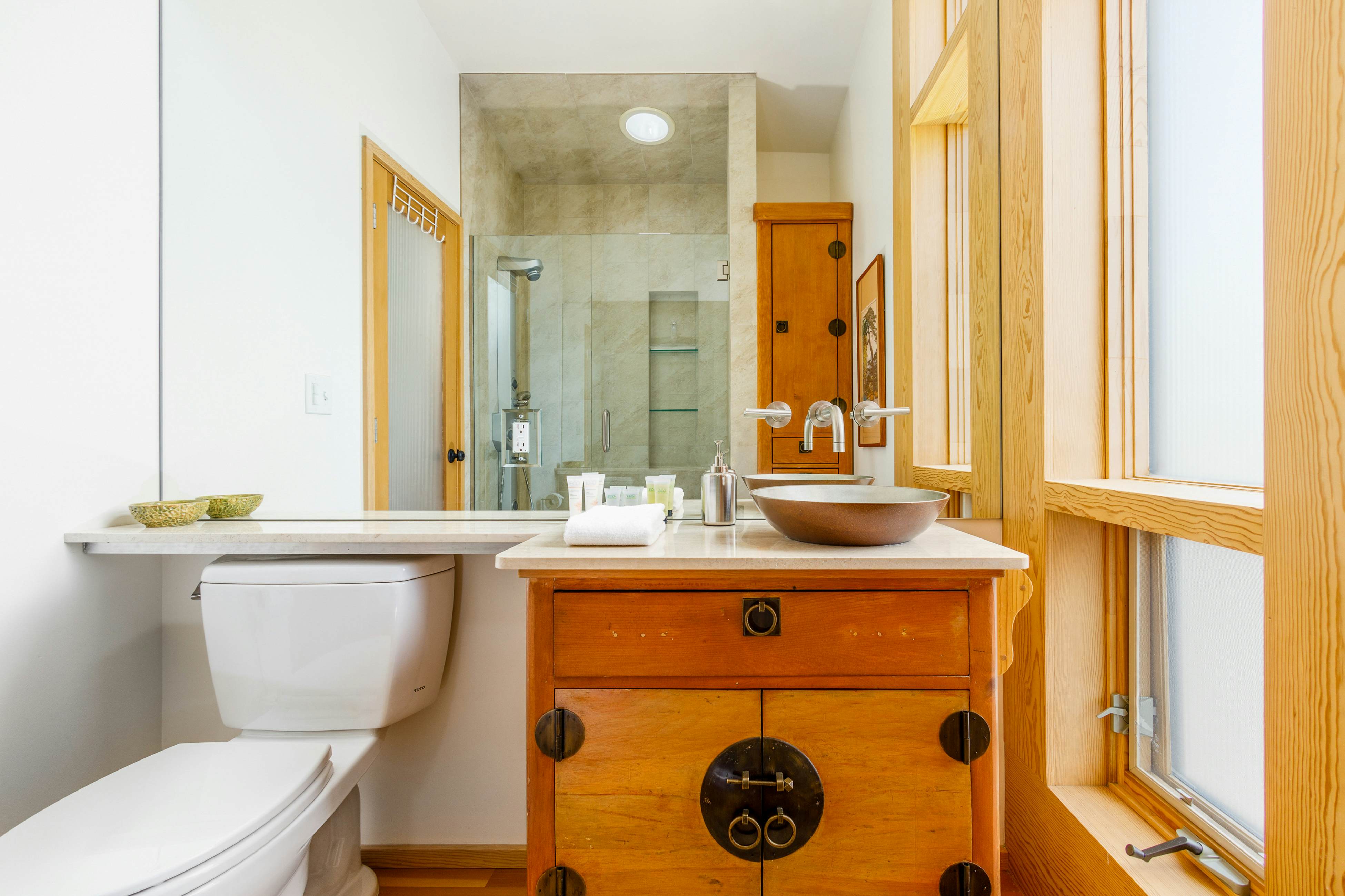 Downtown Contemporary - Full Property