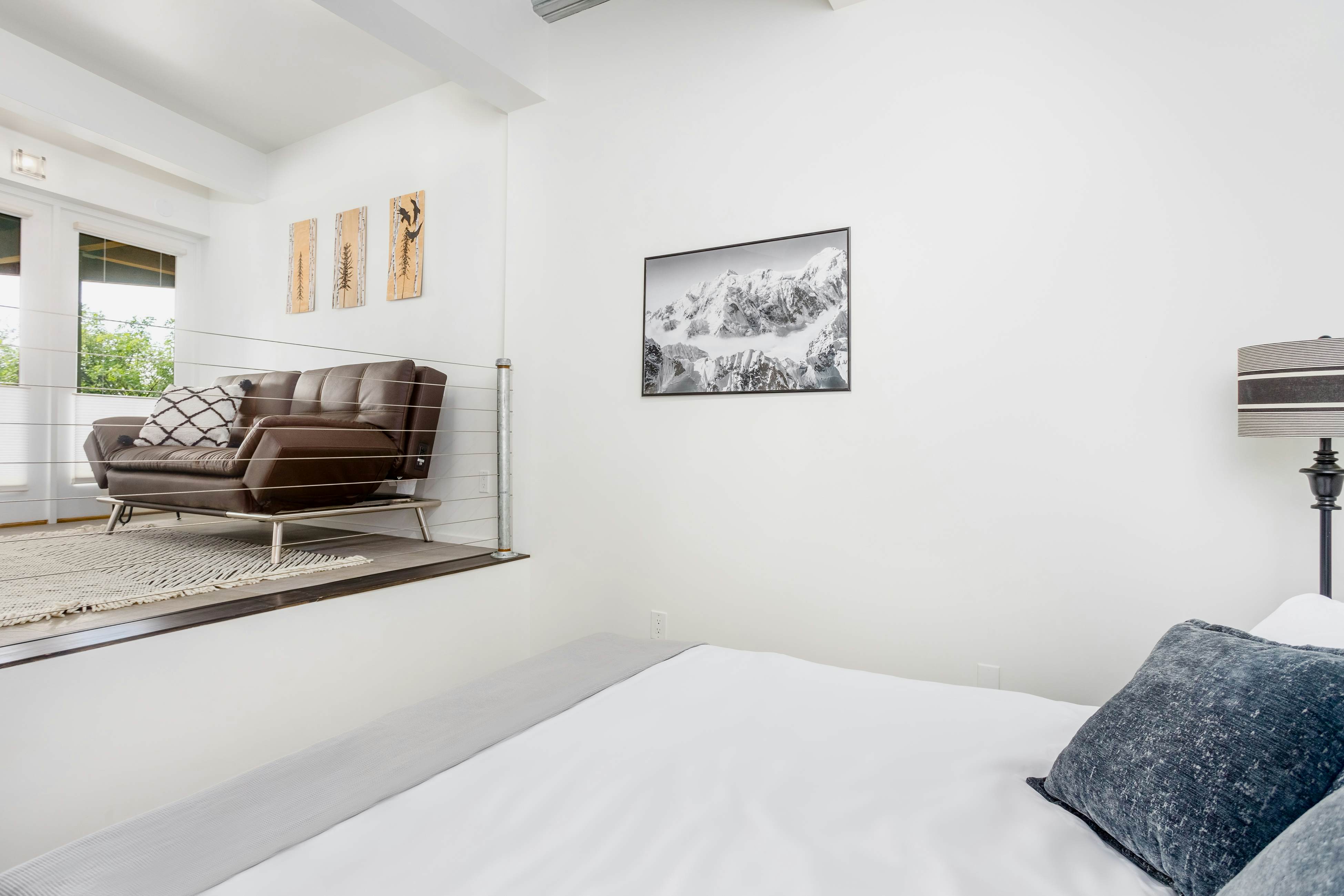 Downtown Contemporary - Full Property