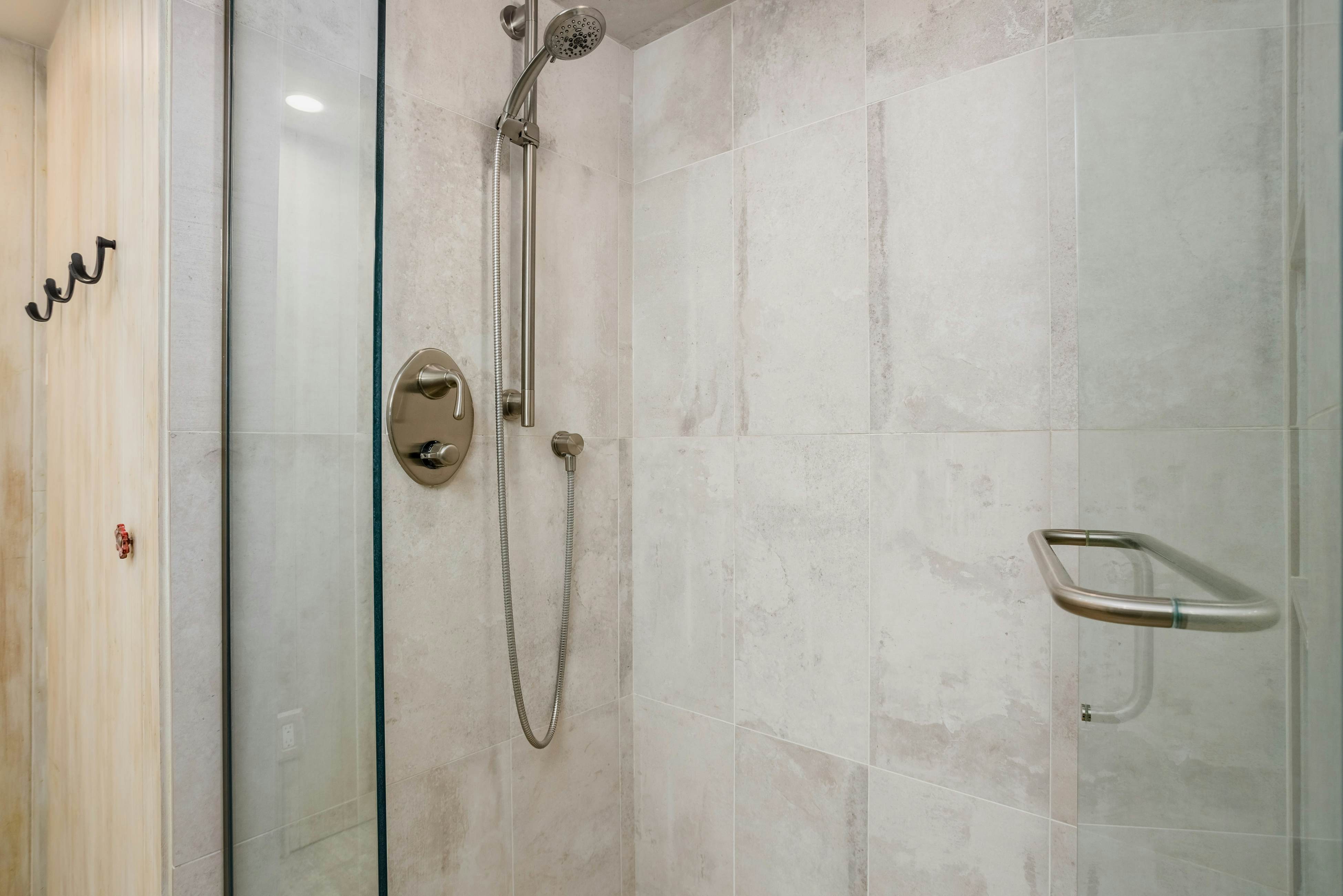 Downtown Contemporary - Full Property