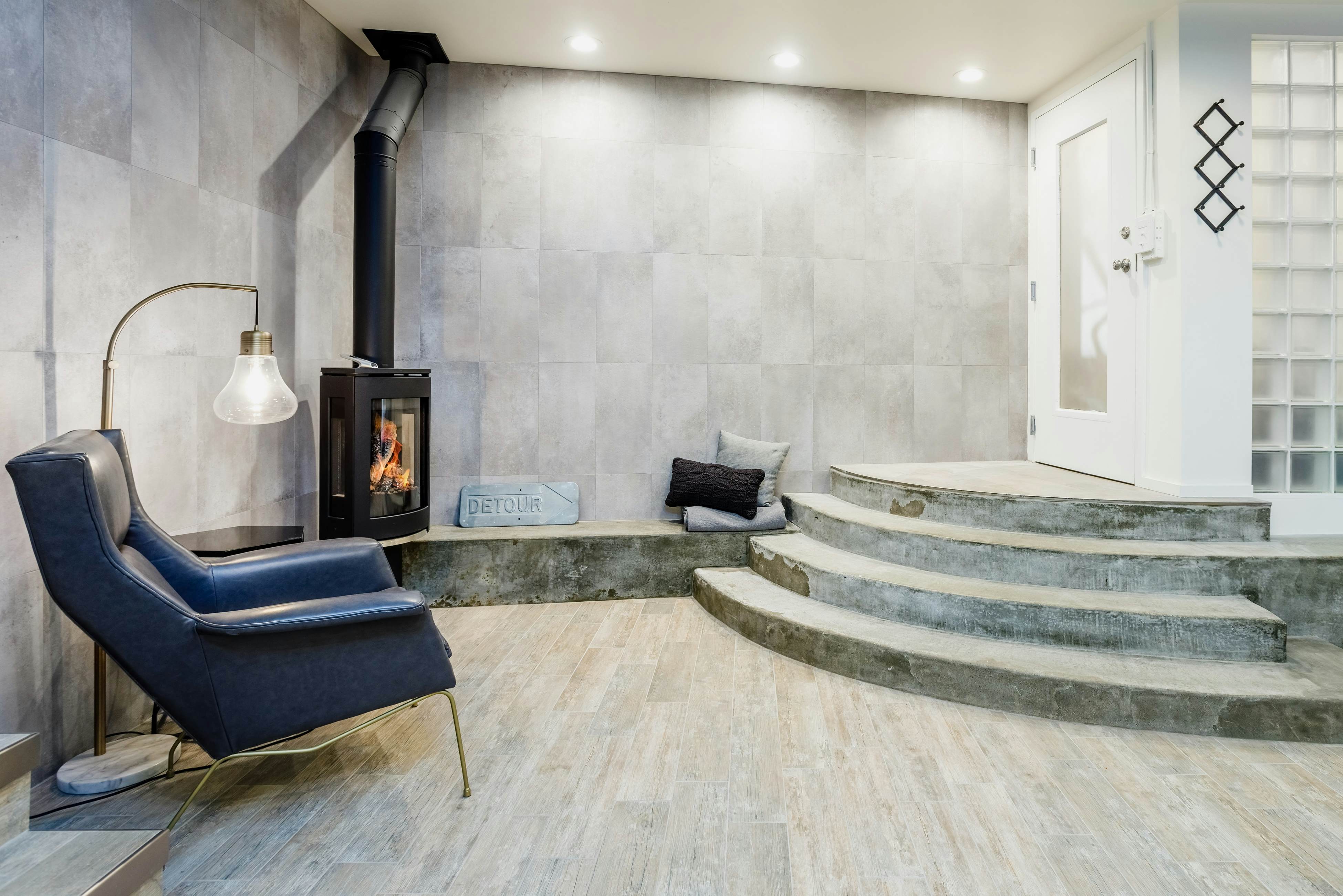 Downtown Contemporary - Full Property