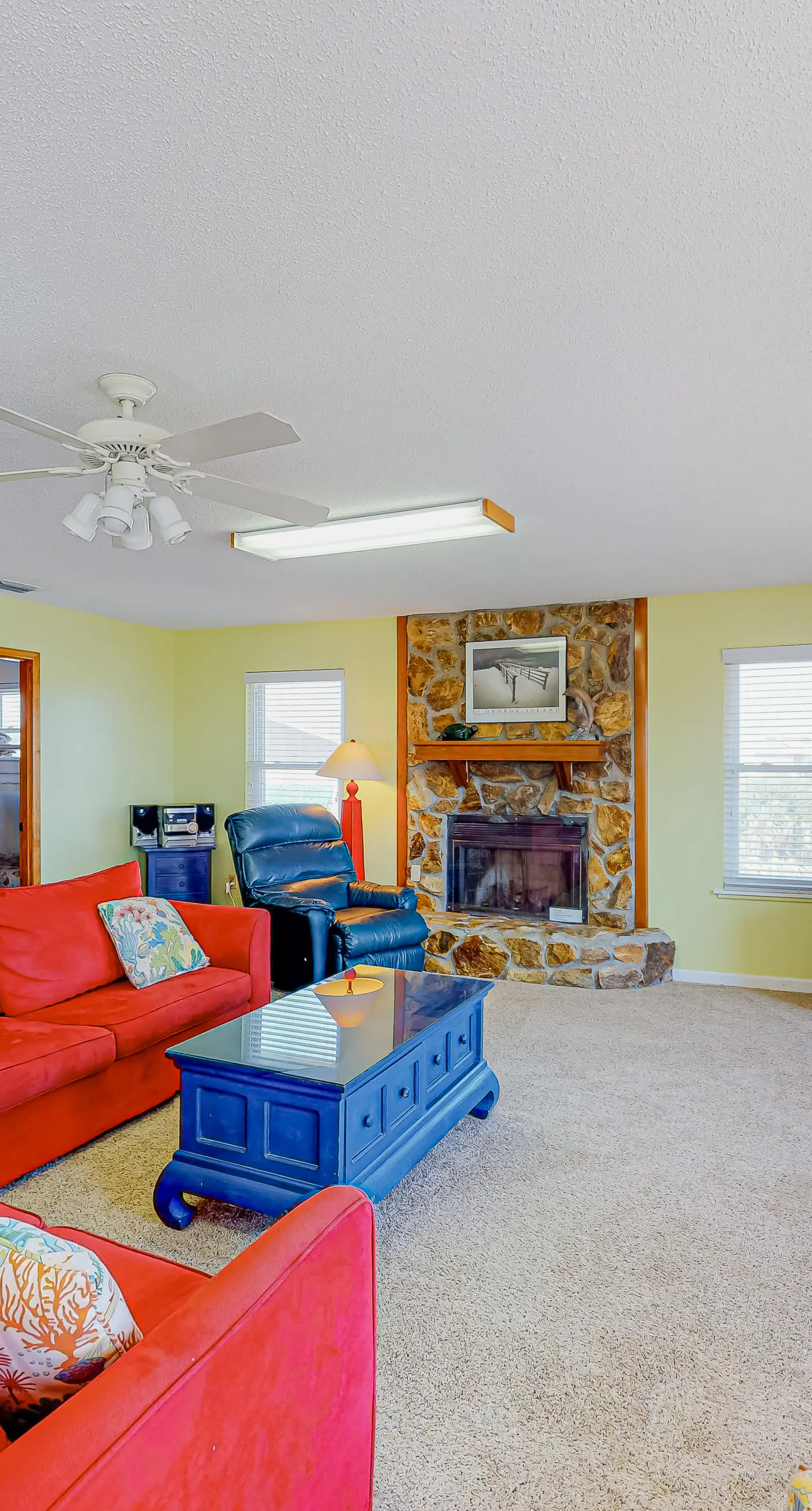 Island Charm 3 BD St. Island, FL Vacation Rental Vacasa