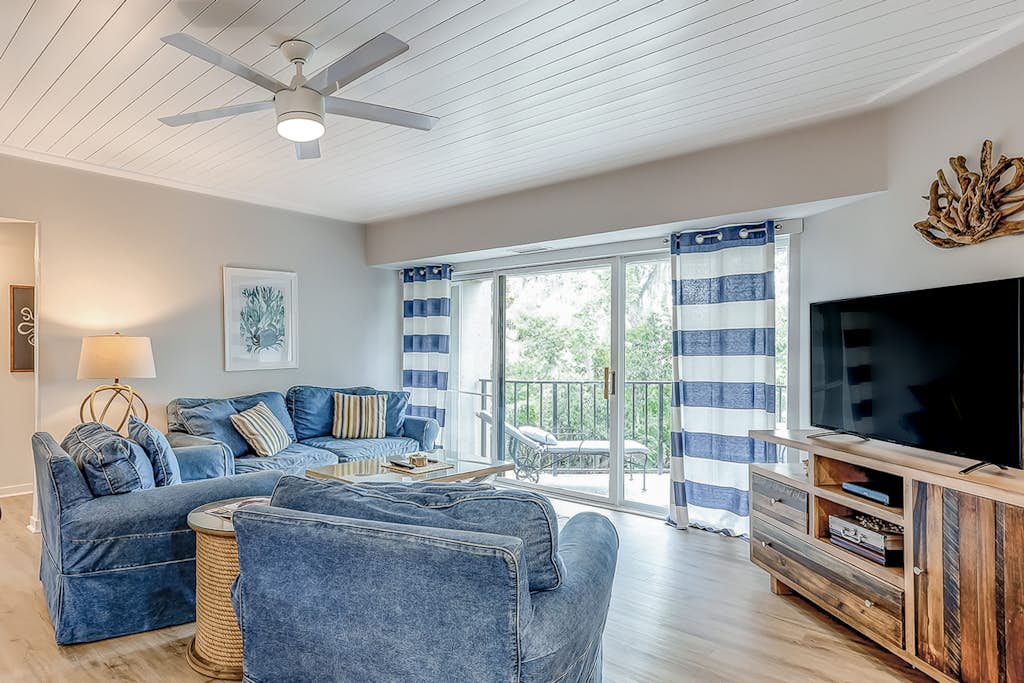 Villa with pool, tennis courts, & private patio - walk to the beach — Hilton Head, SC — vacation rental