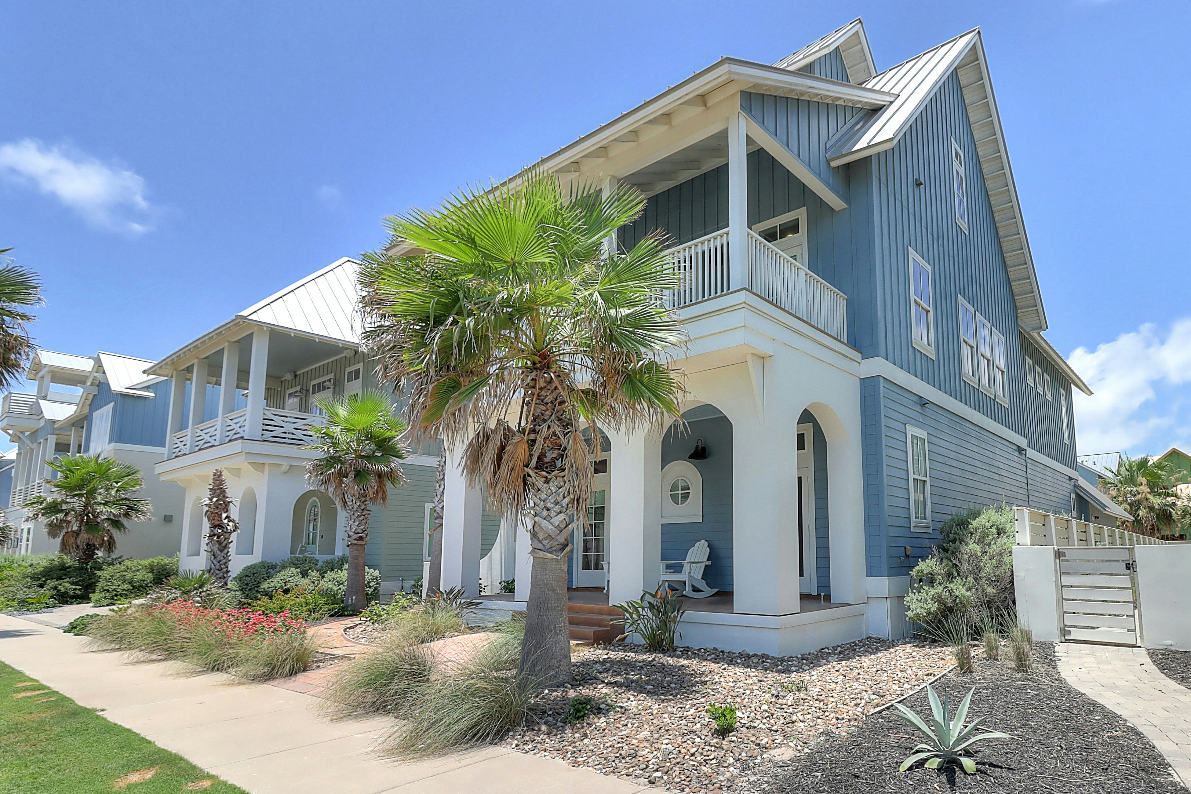 Life's Good at Palmilla Beach