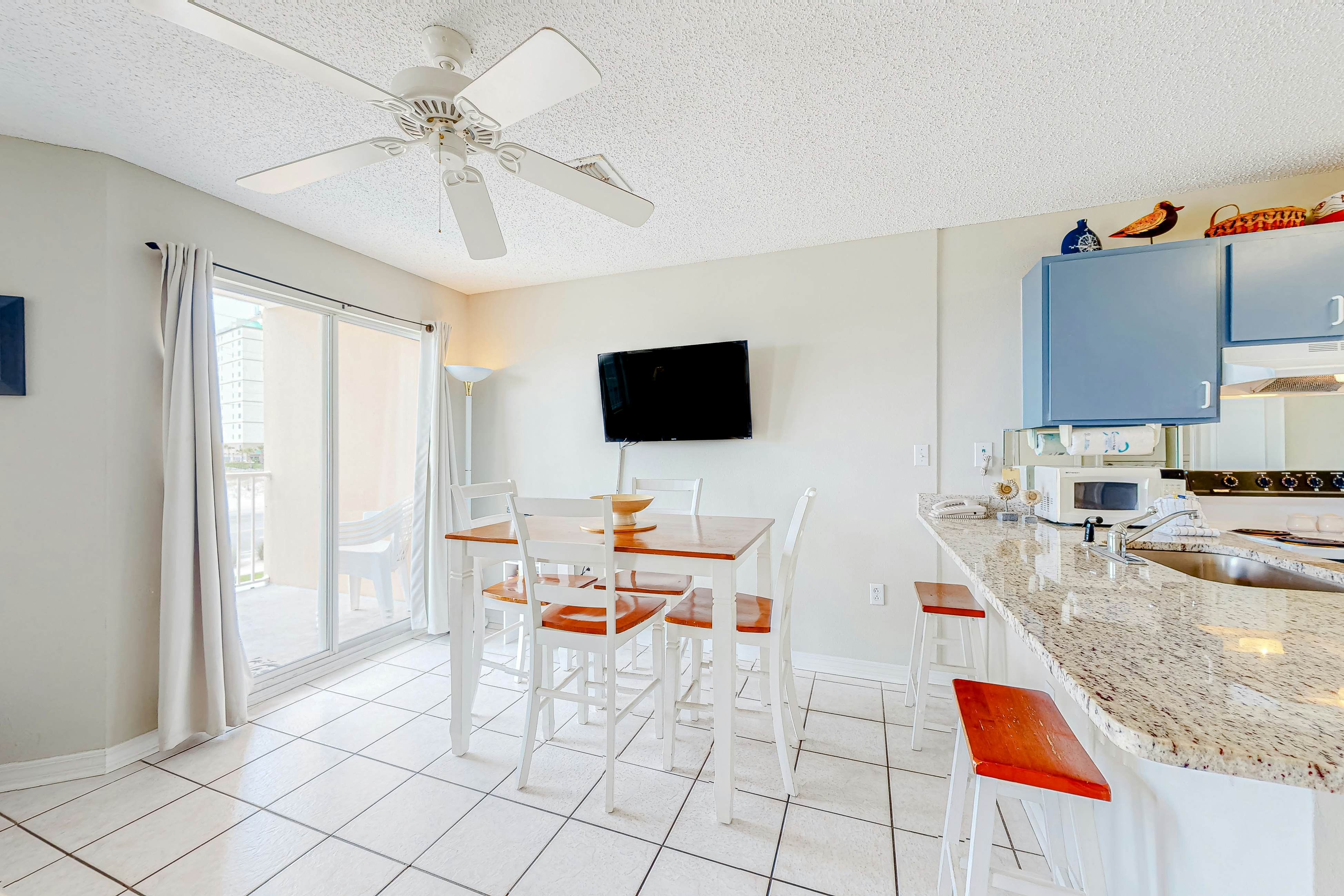 Grand Beach Resort 209