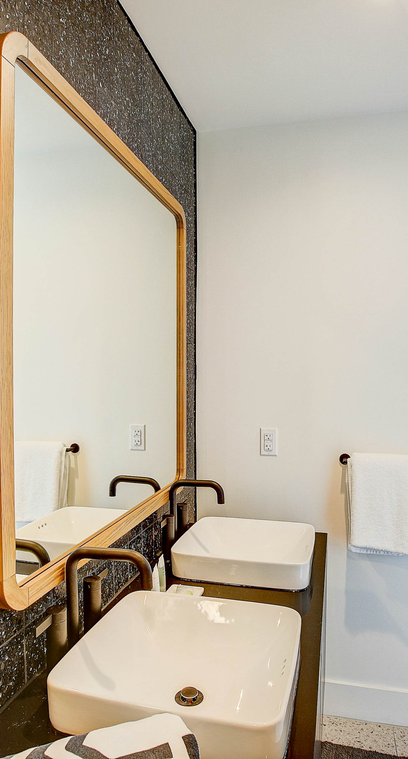 Natiivo Austin Tranquility