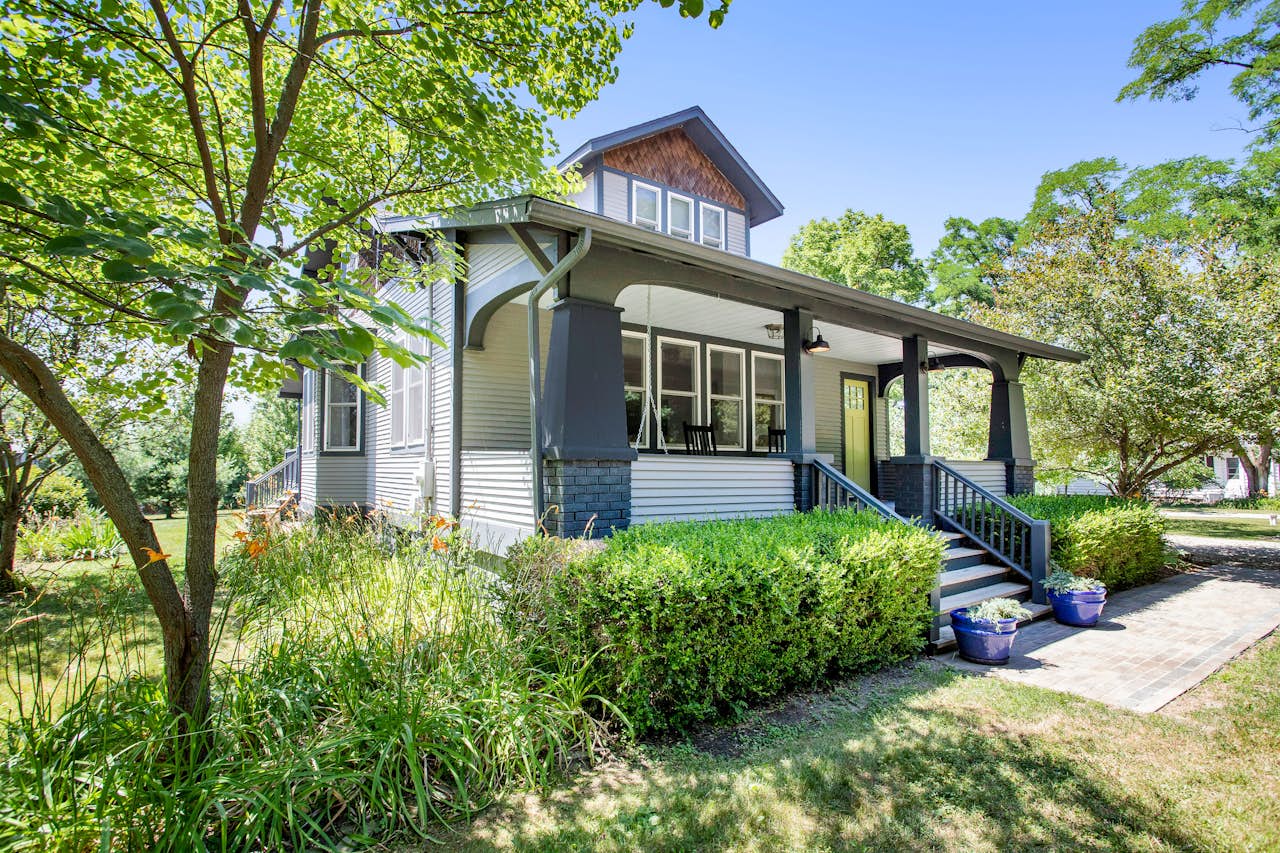 Three Oaks Retreat 3 BD Three Oaks, MI Vacation Rental Vacasa