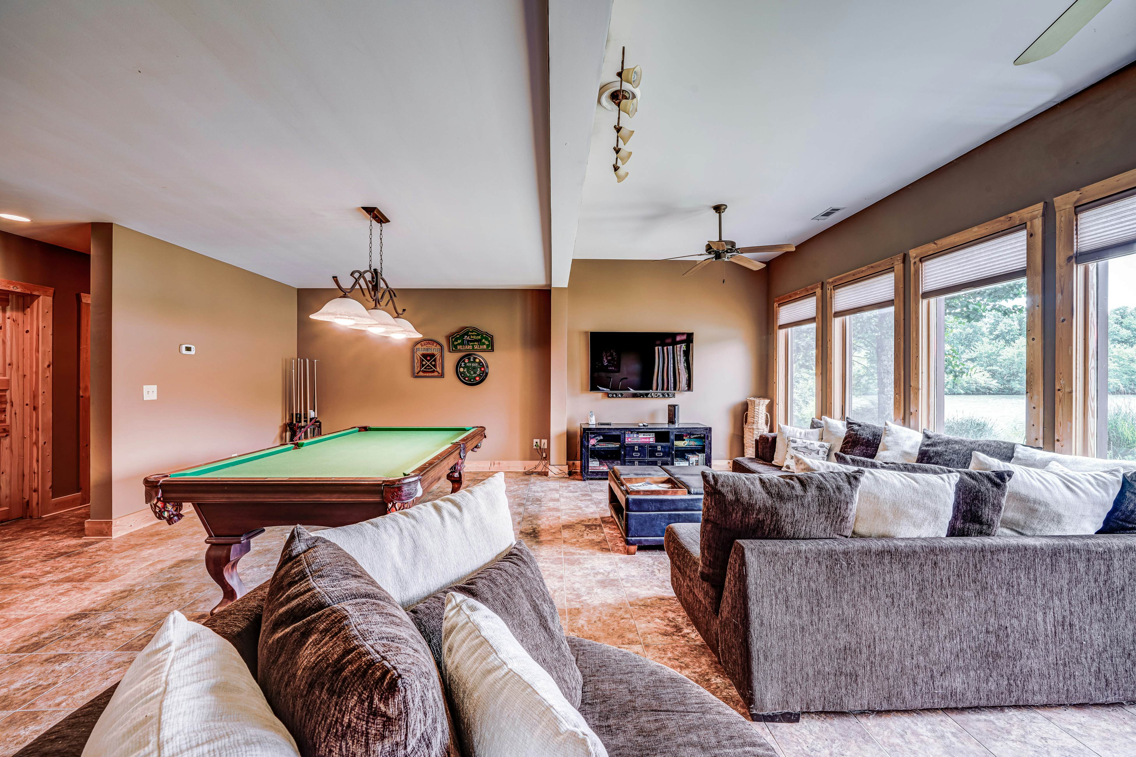 Log Haven 4 BD Dawsonville, GA Vacation Rental Vacasa