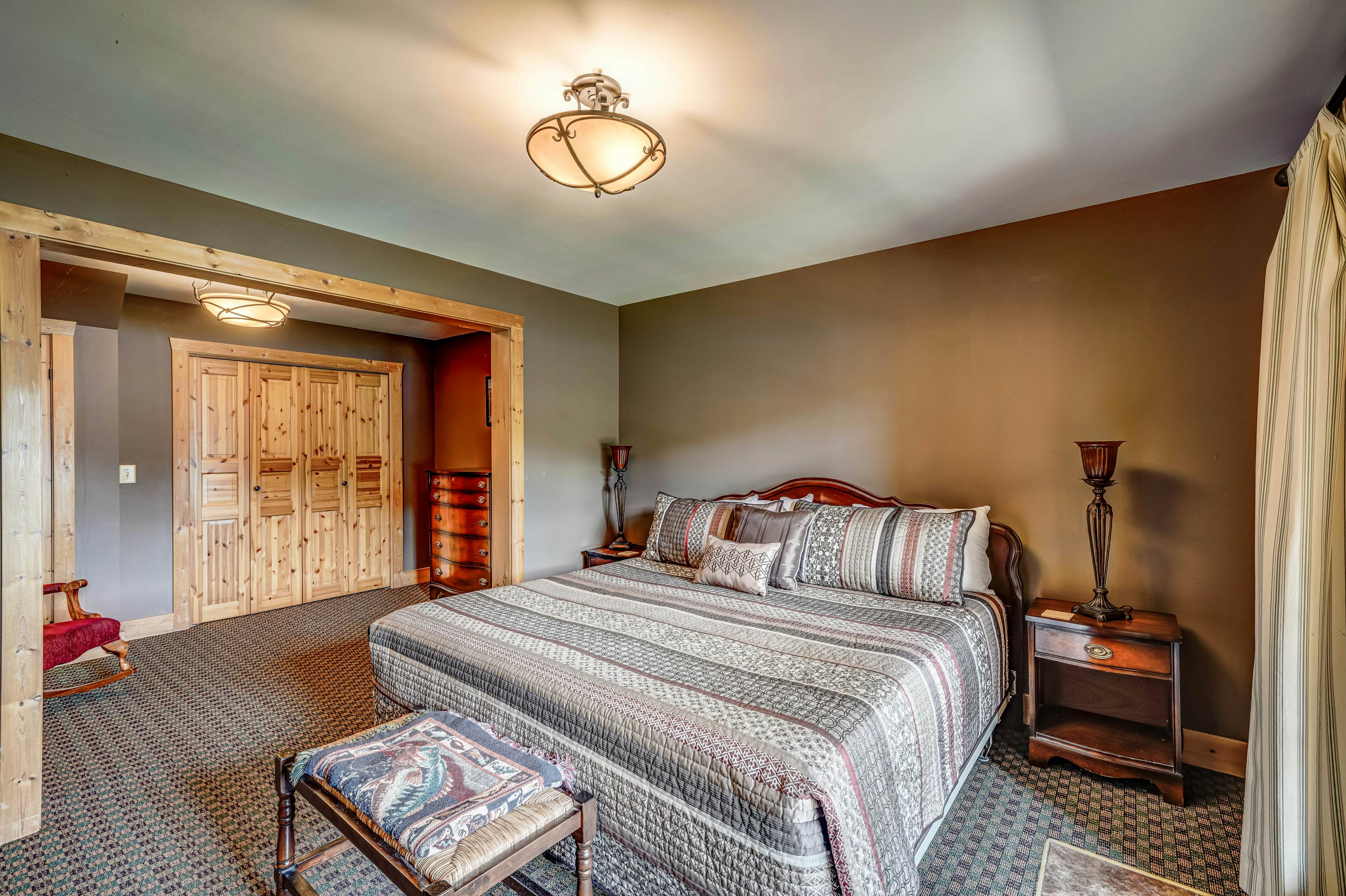 Log Haven 4 BD Dawsonville, GA Vacation Rental Vacasa