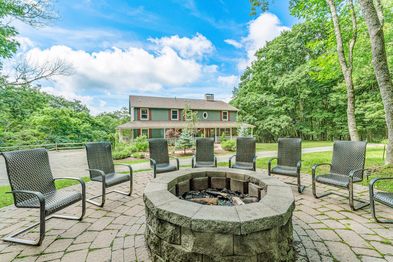 Stoneybrook Lodge 6 BD Banner Elk, NC Vacation Rental Vacasa