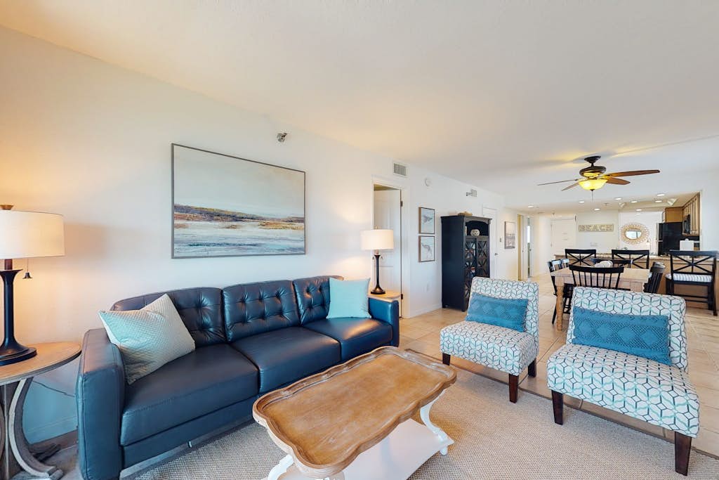Beach condo with amazing views heated pool hot tub central AC and WD — Indian Shores, FL — vacation rental