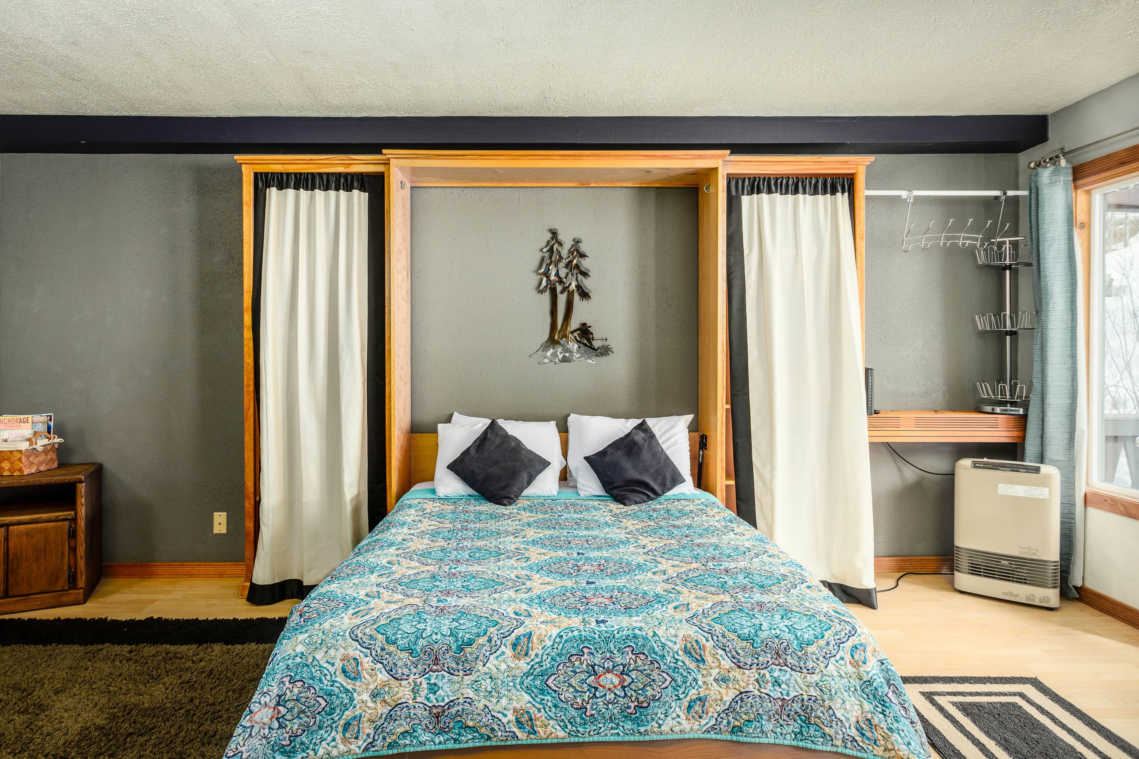 Girdwood Cabin Rentals, Vacation Rentals, Condos Vacasa