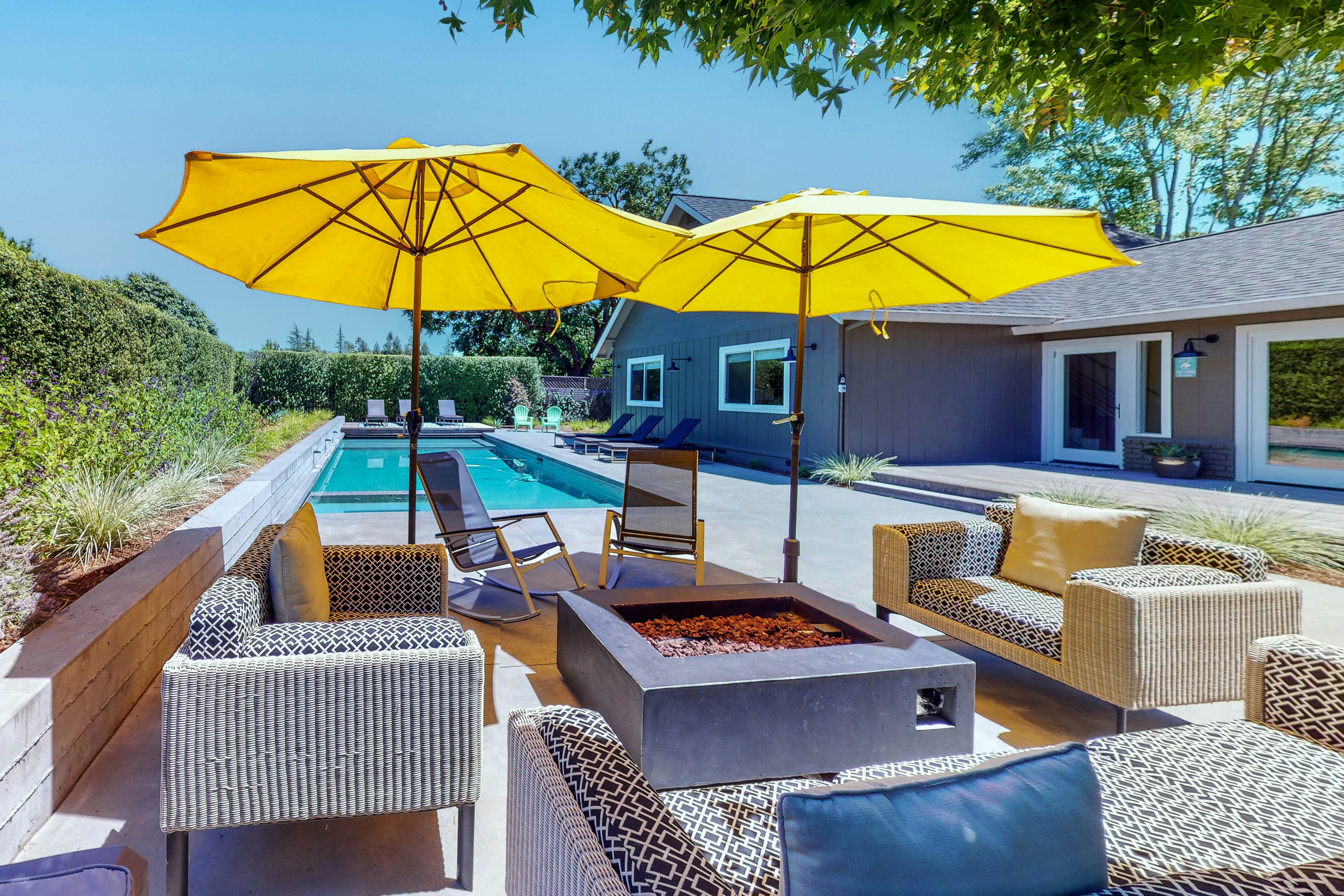 Modern Country Retreat close to Sonoma Plaza