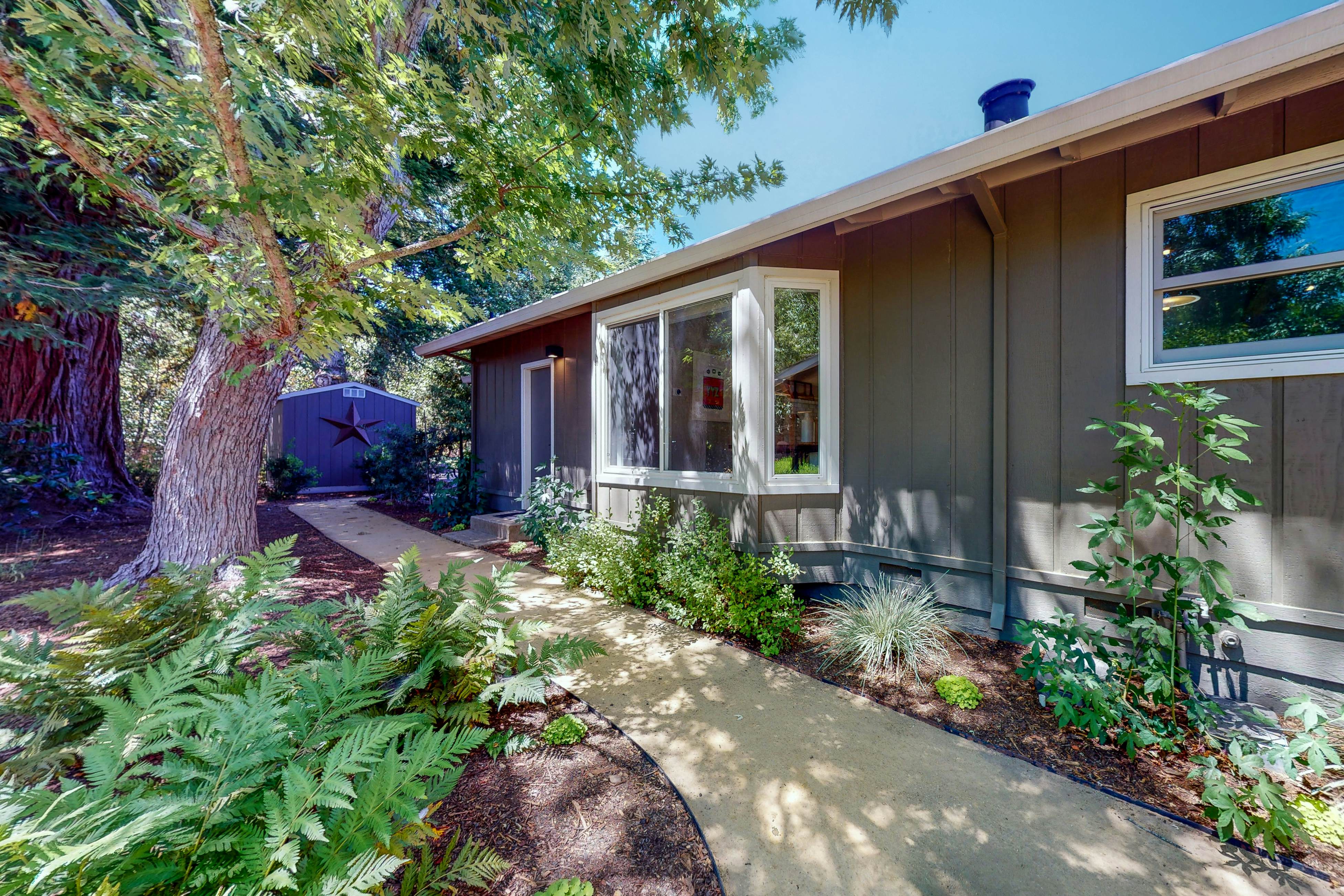 Modern Country Retreat close to Sonoma Plaza
