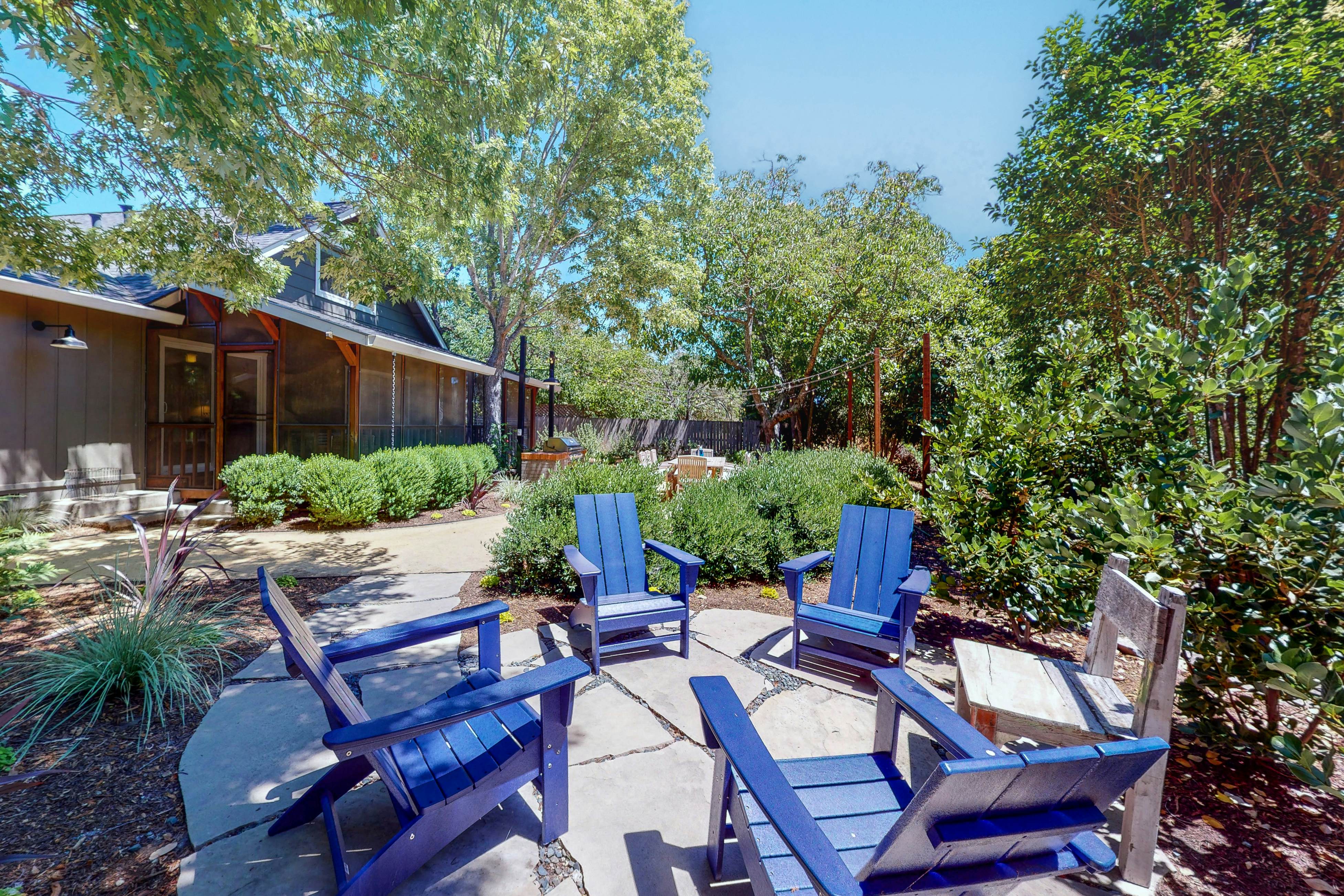 Modern Country Retreat close to Sonoma Plaza