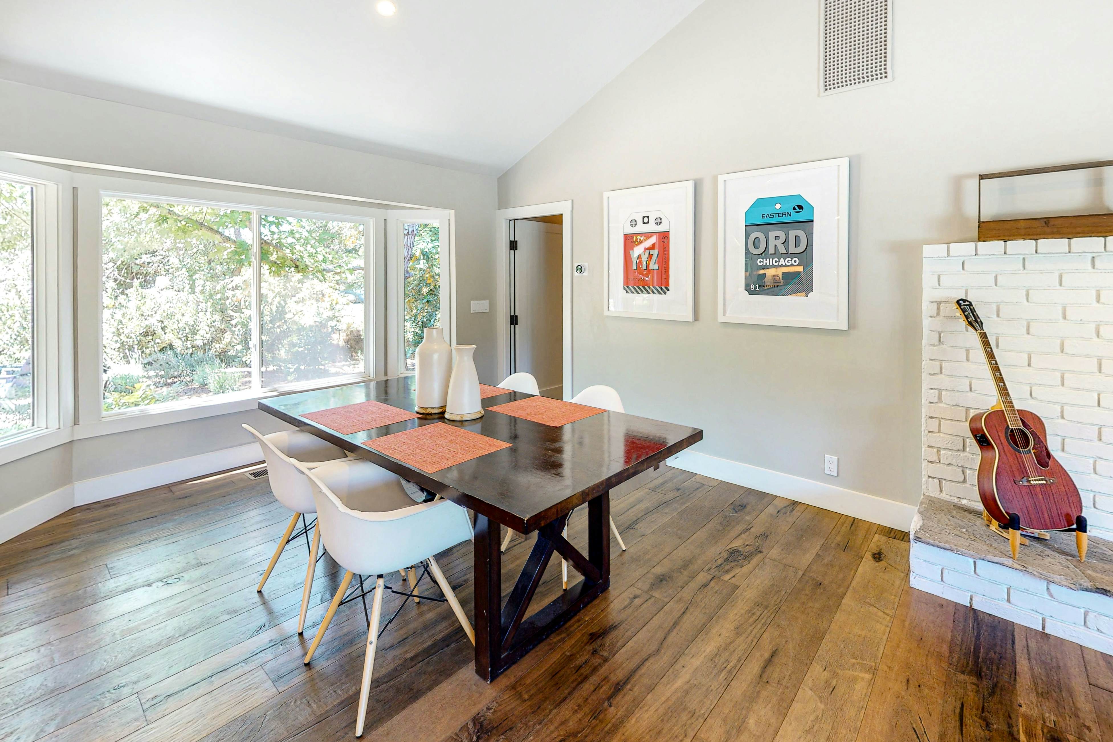 Modern Country Retreat close to Sonoma Plaza