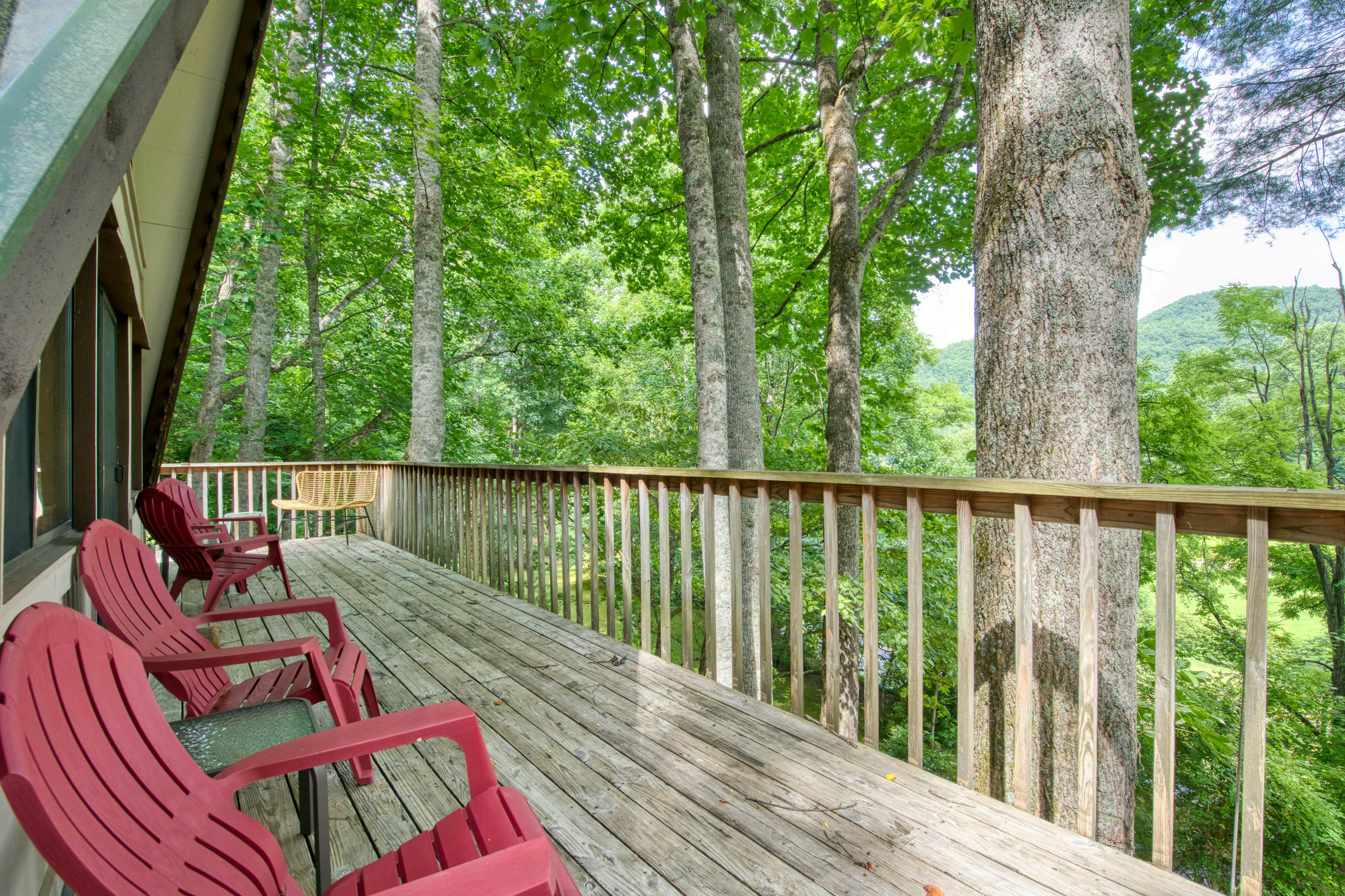 Chalet at Peek's Creek 2 BD Franklin, NC Vacation Rental Vacasa