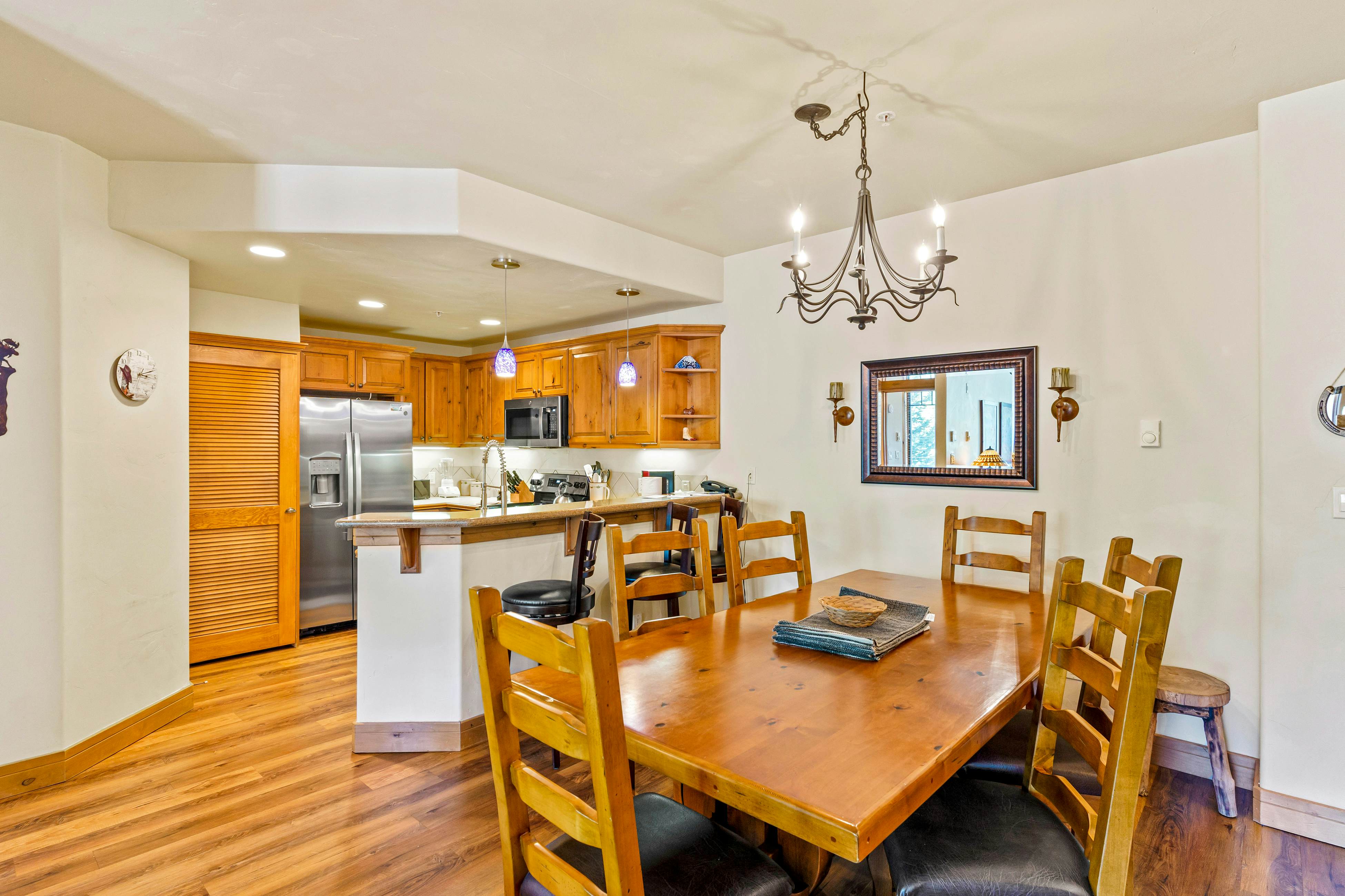 EagleRidge Lodge 208