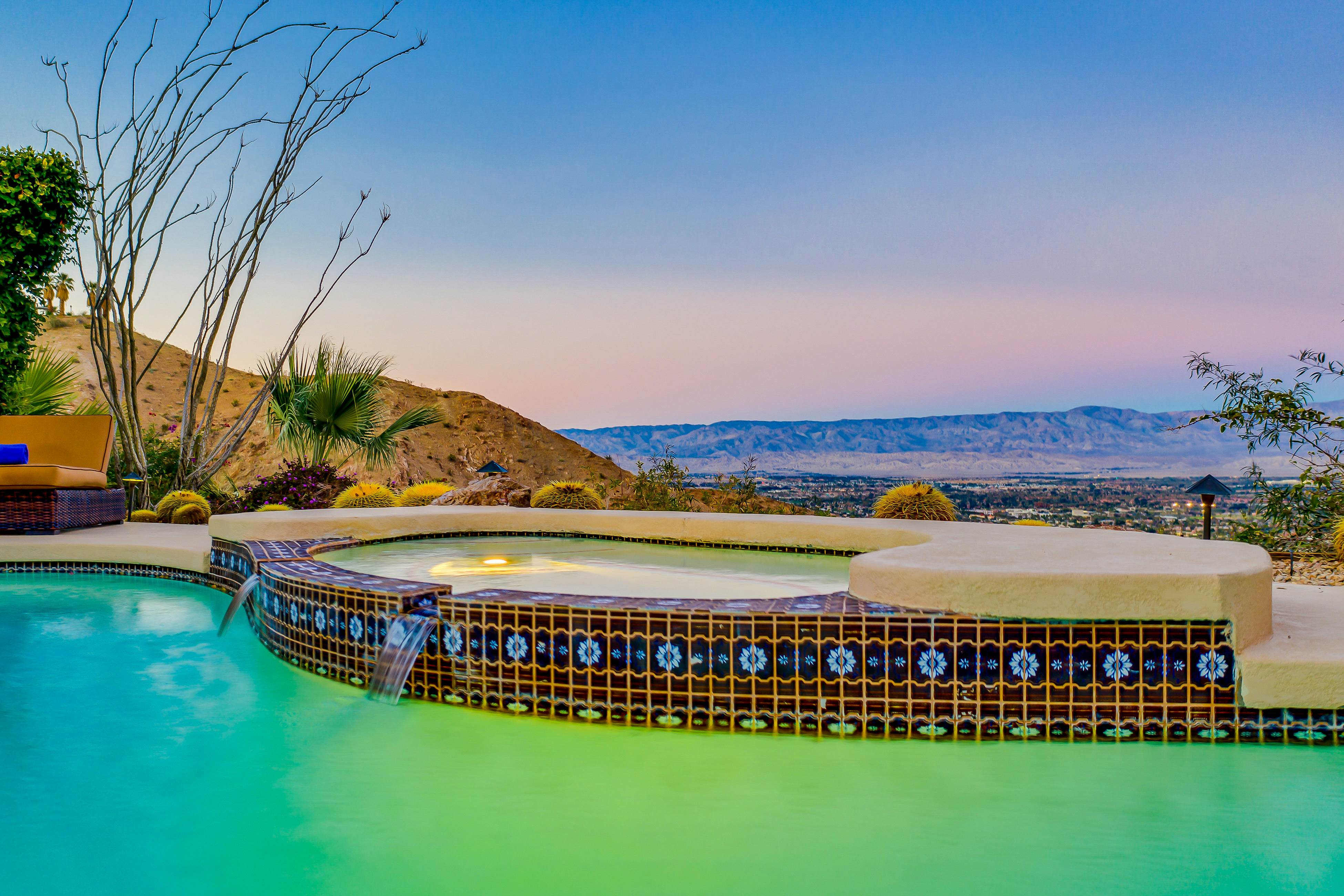 Cliff House - El Paseo Retreat 