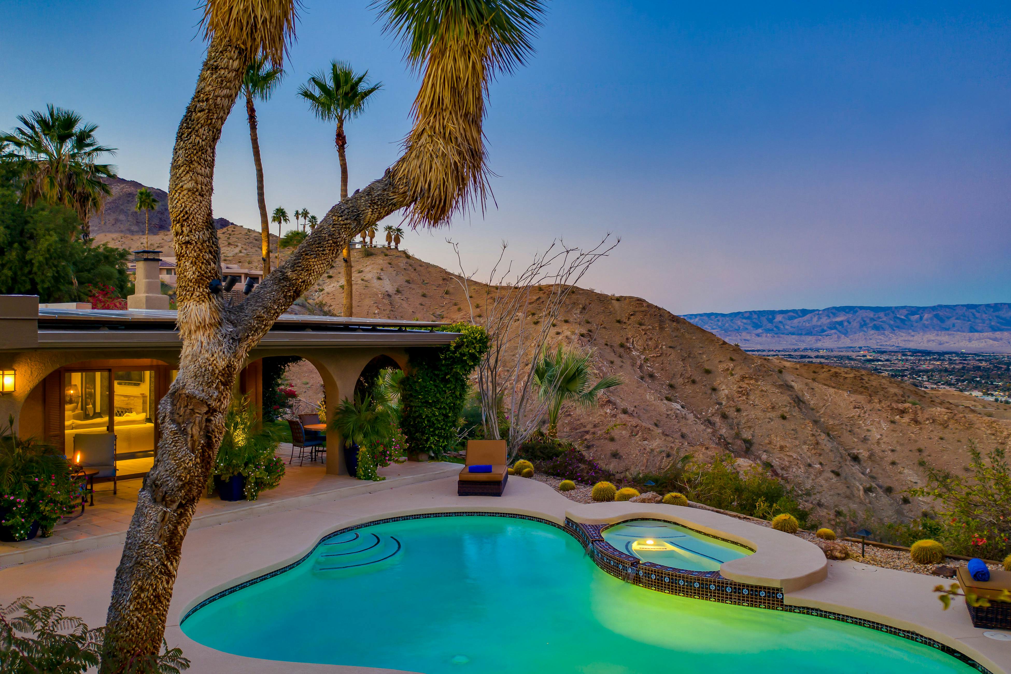 Cliff House - El Paseo Retreat 