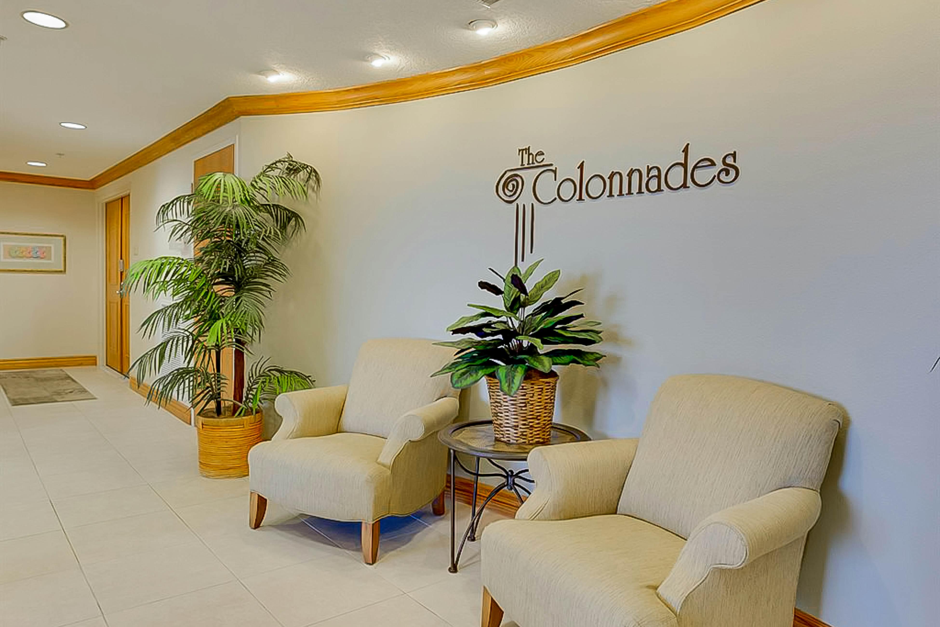 The Colonnades 1102