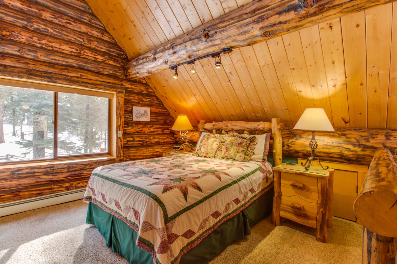 Bear Hollow Cabin 3 BD Vacation Rental in Durango, CO Vacasa