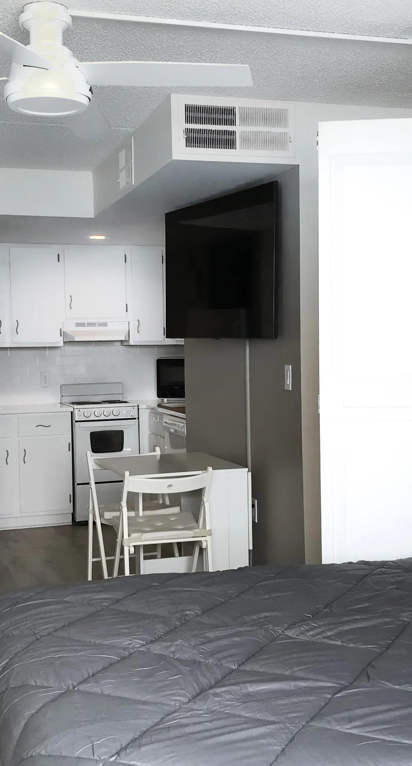 Sun Sand Seaside-Golden Sands 509