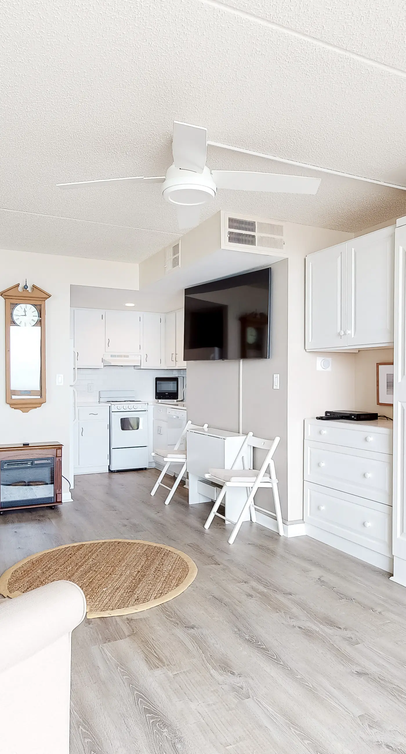 Sun Sand Seaside-Golden Sands 509