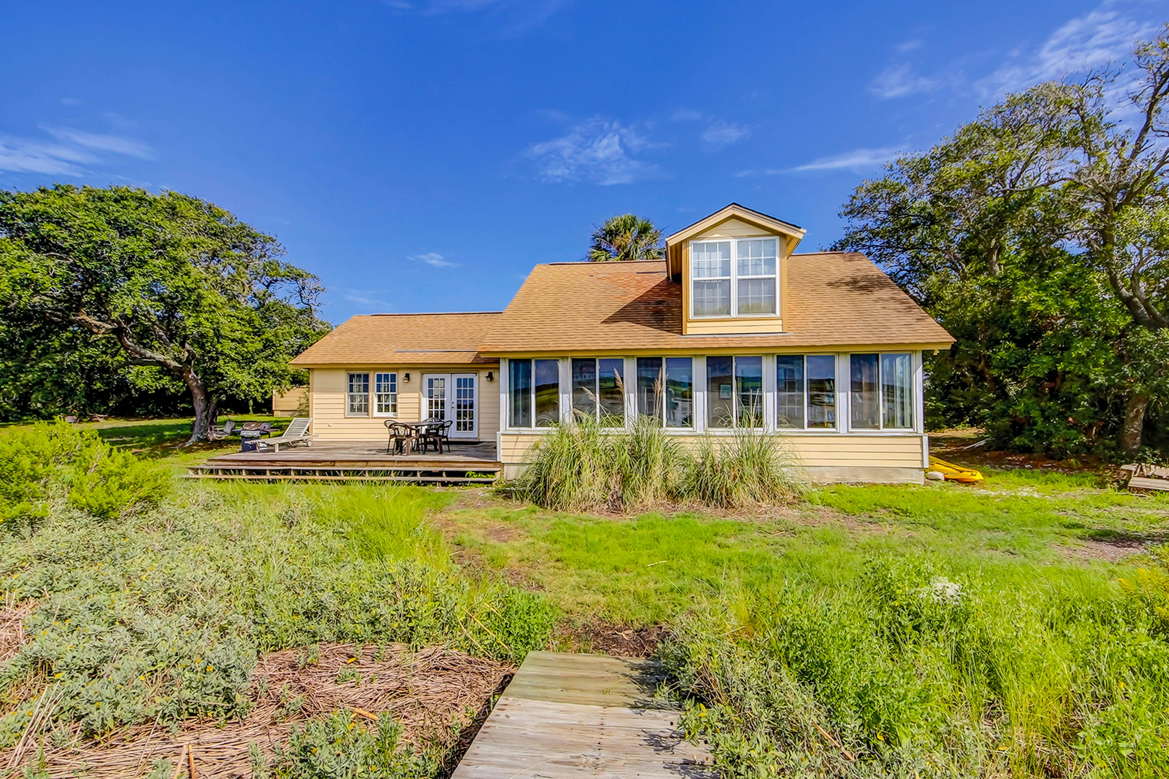 Island House at the Fort 2 BD Folly Beach, SC Vacation Rental Vacasa