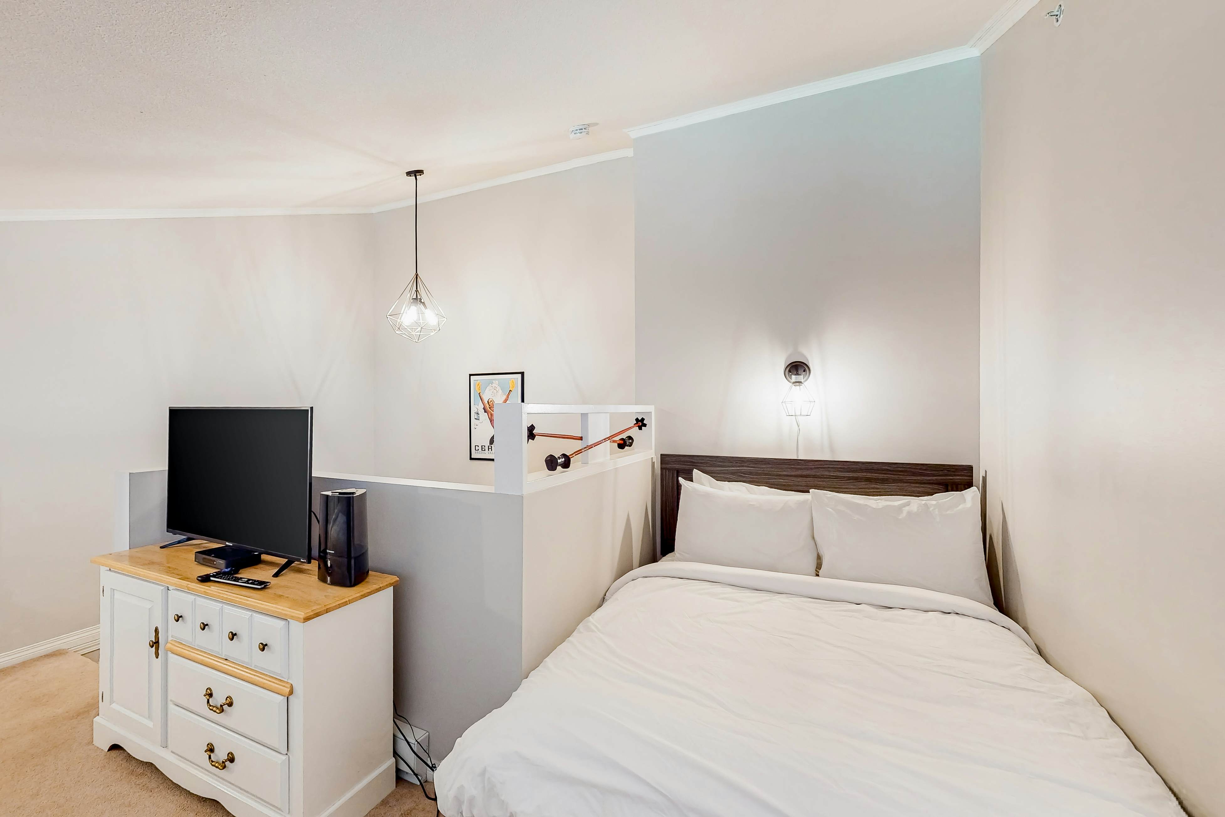 Hilltop Hideaway Condo - Legacy 401